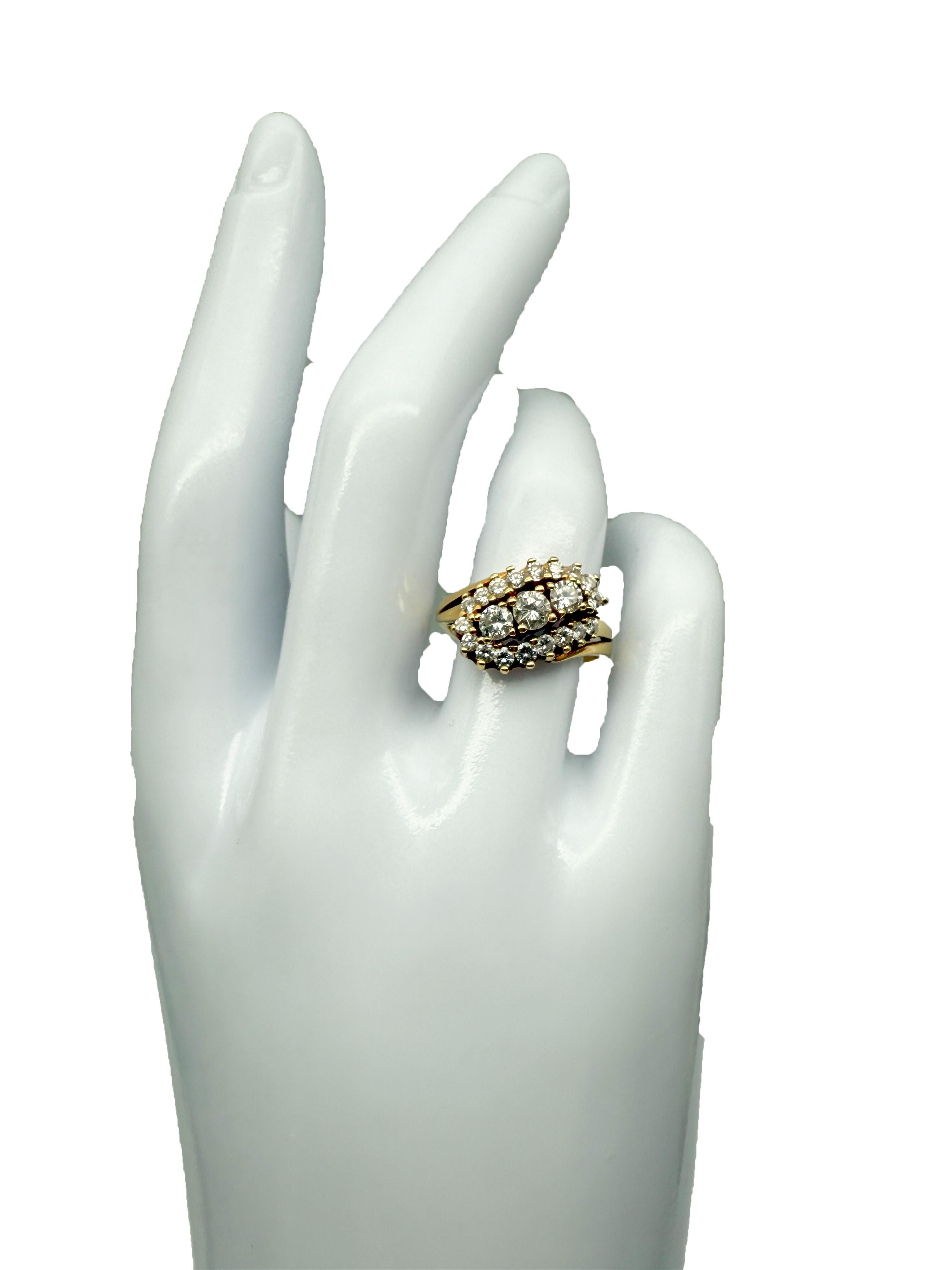 Taglio brillante 585 anello in oro giallo con diamanti in vendita