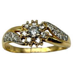 585 Bague en or jaune avec diamants