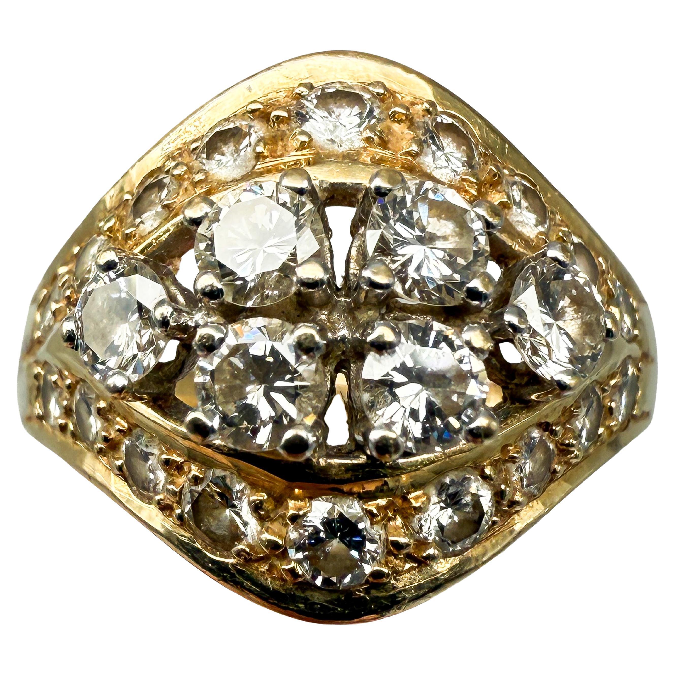 585 Bague en or jaune avec diamants