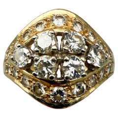 585 Bague en or jaune avec diamants