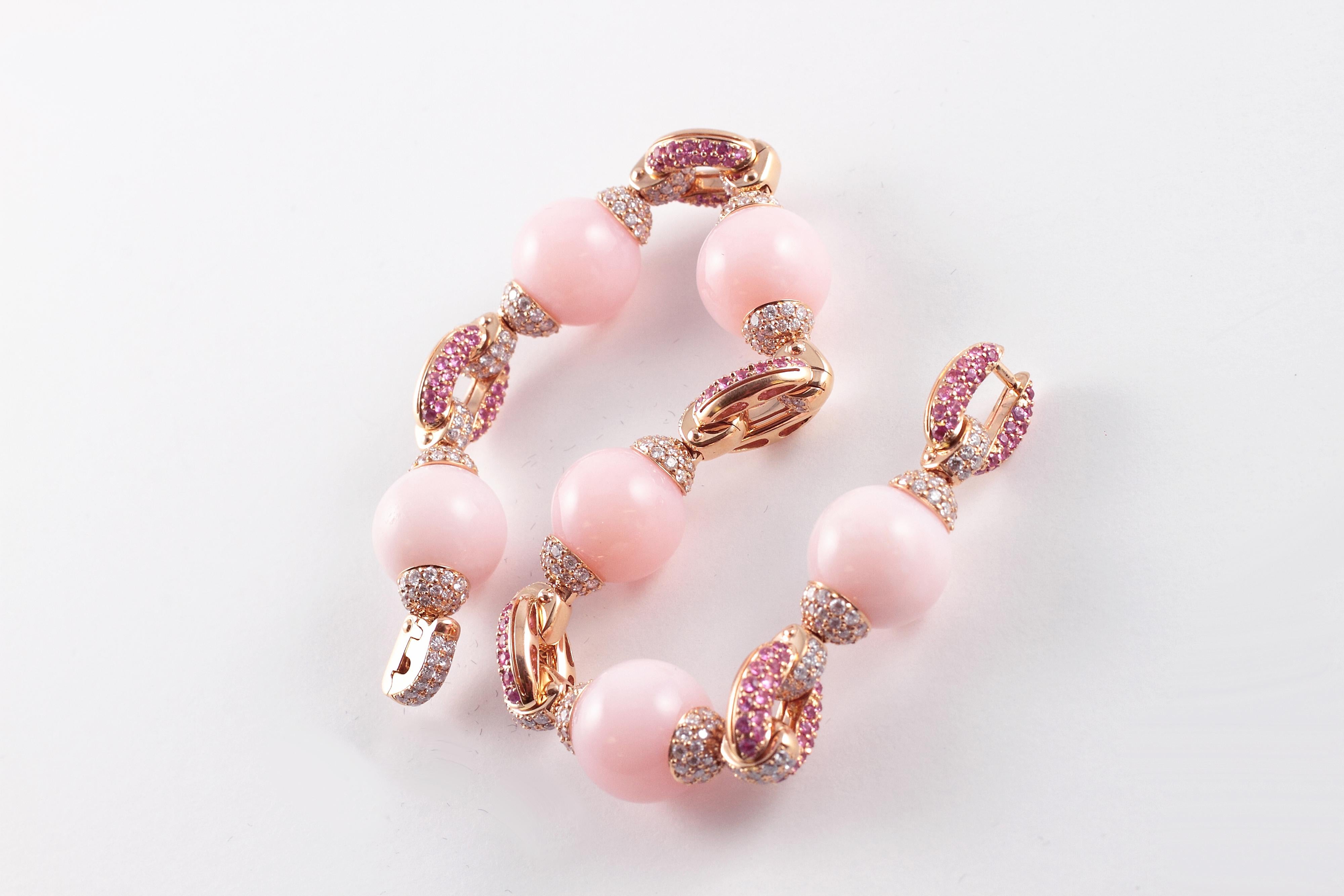 58.52 Carat Pink Opal 2.14 Carat Pink Sapphire 3.55 Carats Diamond Bracelet For Sale 1