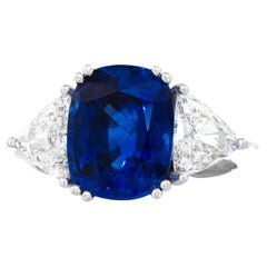 5.85ct Ceylon Sapphire and 1.50cttw Diamond Ring