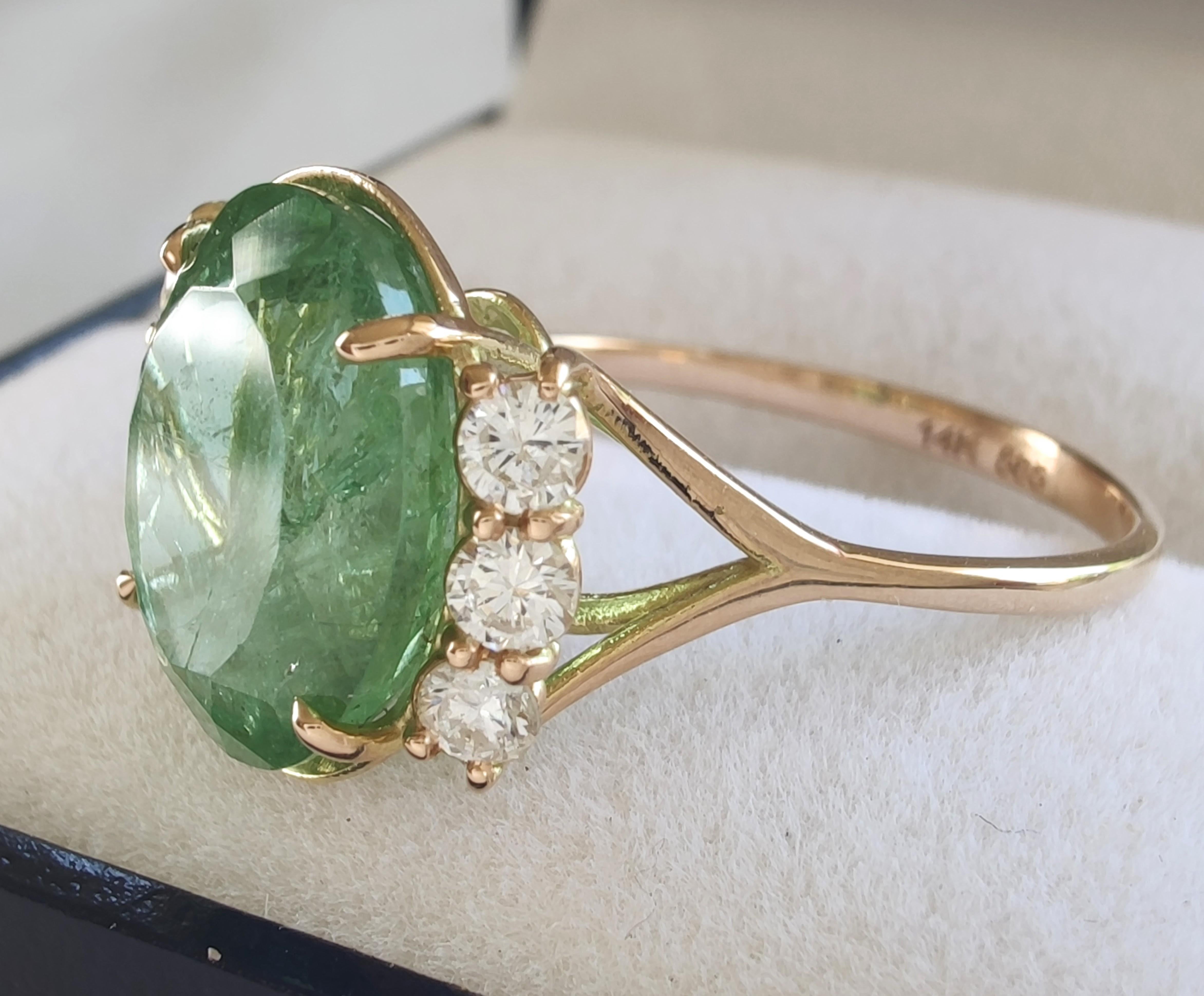 5.85ct Green Tourmaline Diamond Cocktail Ring- 14K Yellow Gold – Handmade Ring For Sale 4