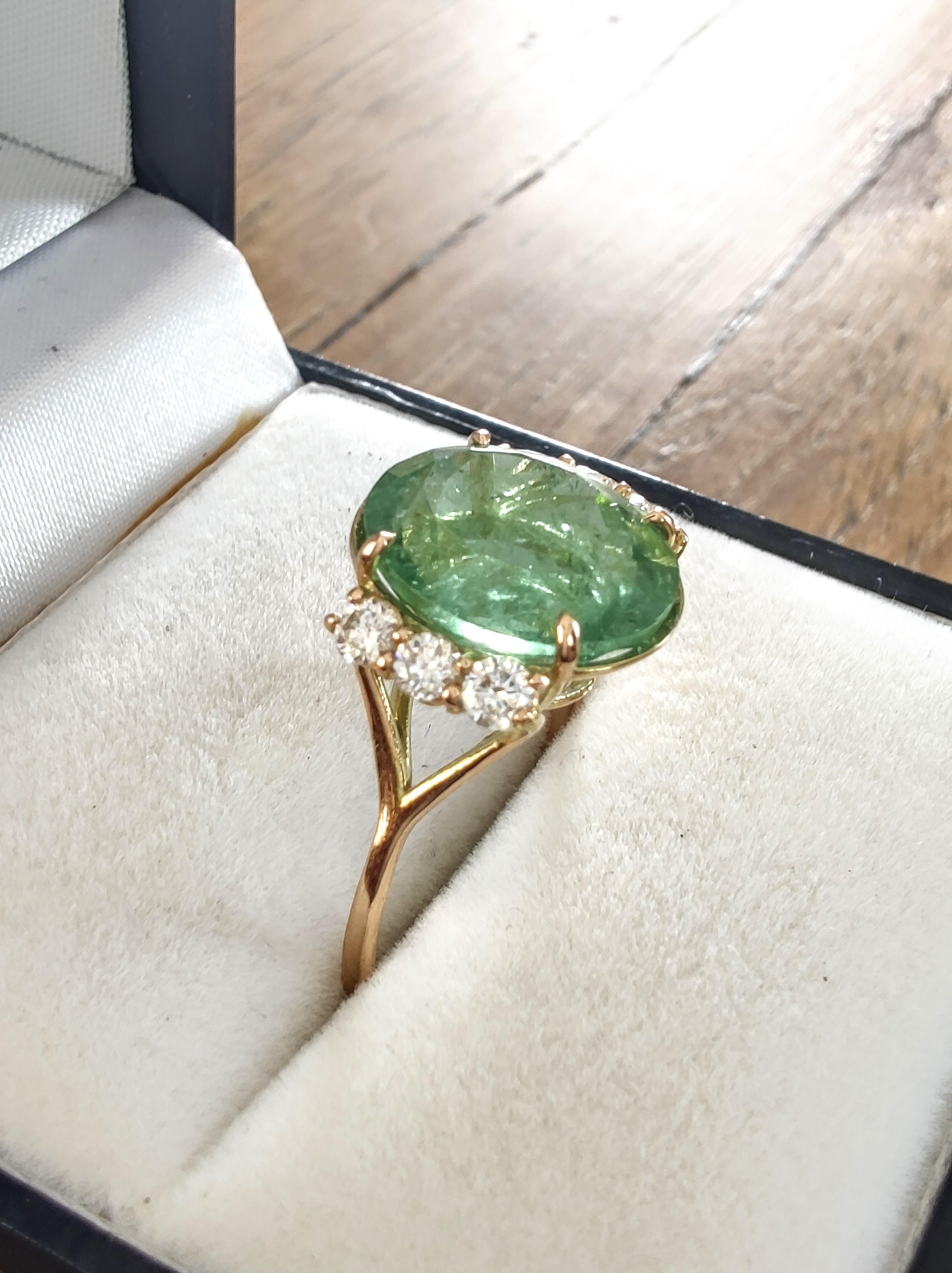 Women's 5.85ct Green Tourmaline Diamond Cocktail Ring- 14K Yellow Gold – Handmade Ring For Sale