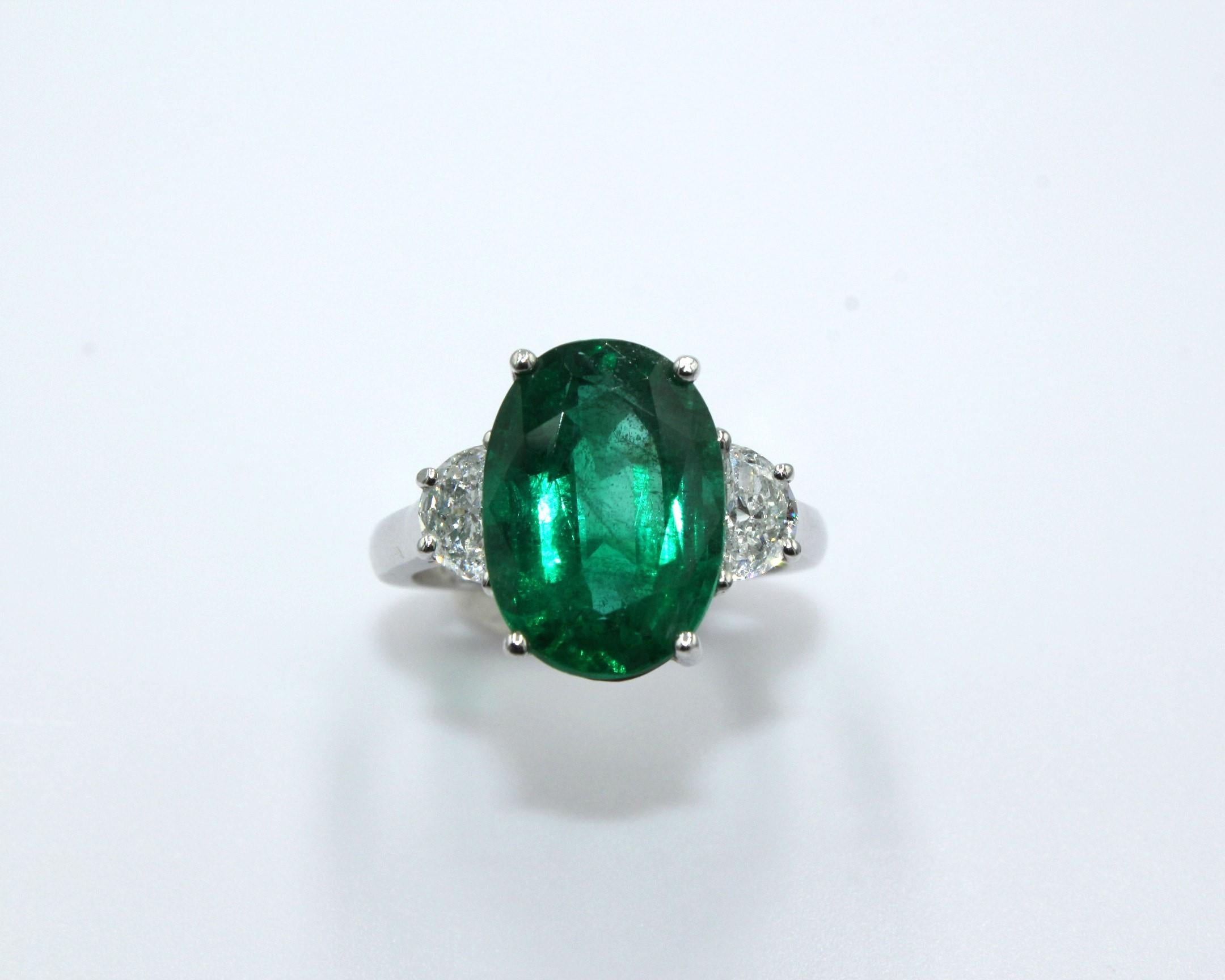 5.86 Carat Emerald Diamond Ring For Sale 1