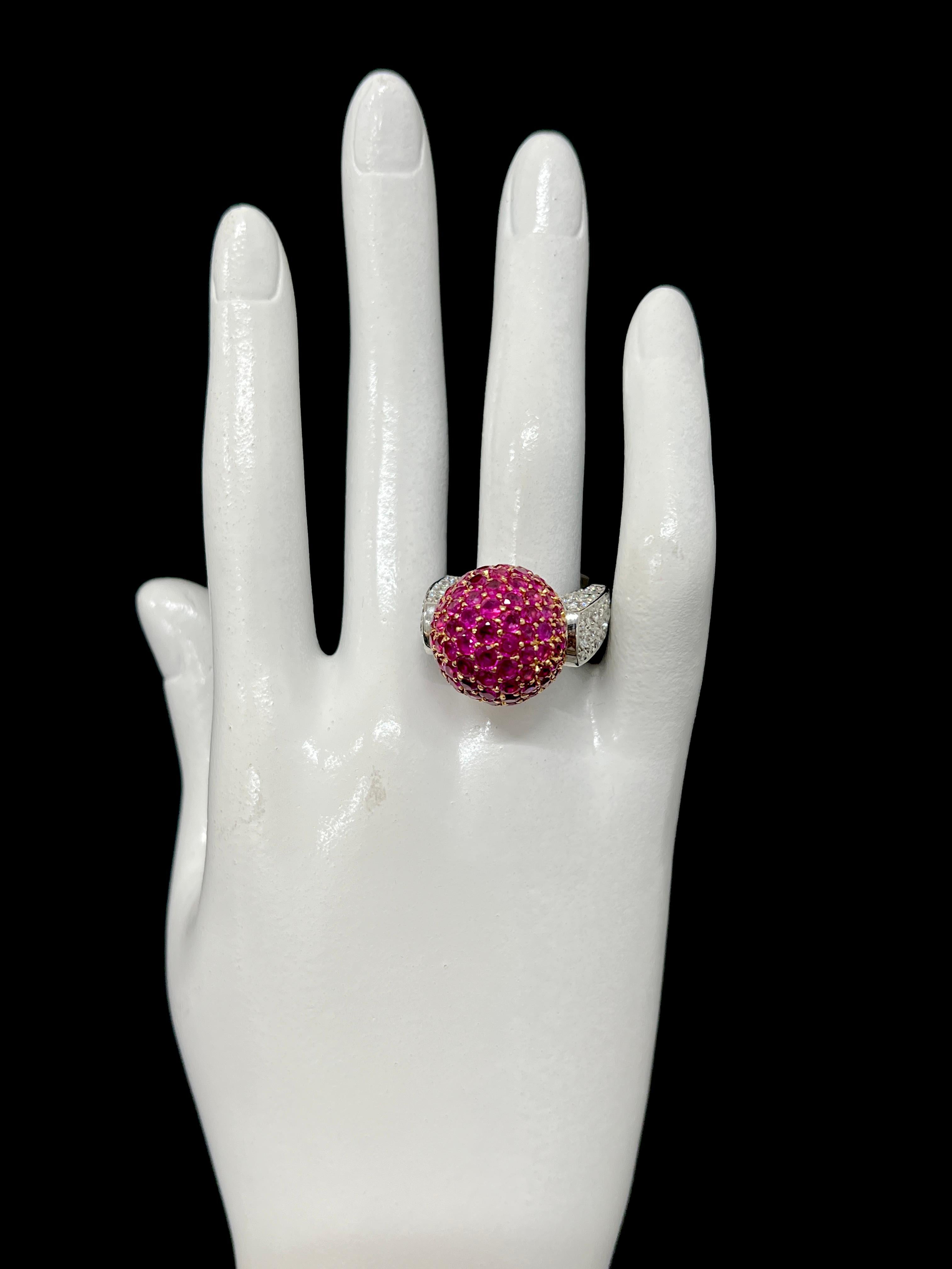5.86 Carat Ruby and Diamond Cocktail Ring Made in 18 Karat Gold For Sale 1
