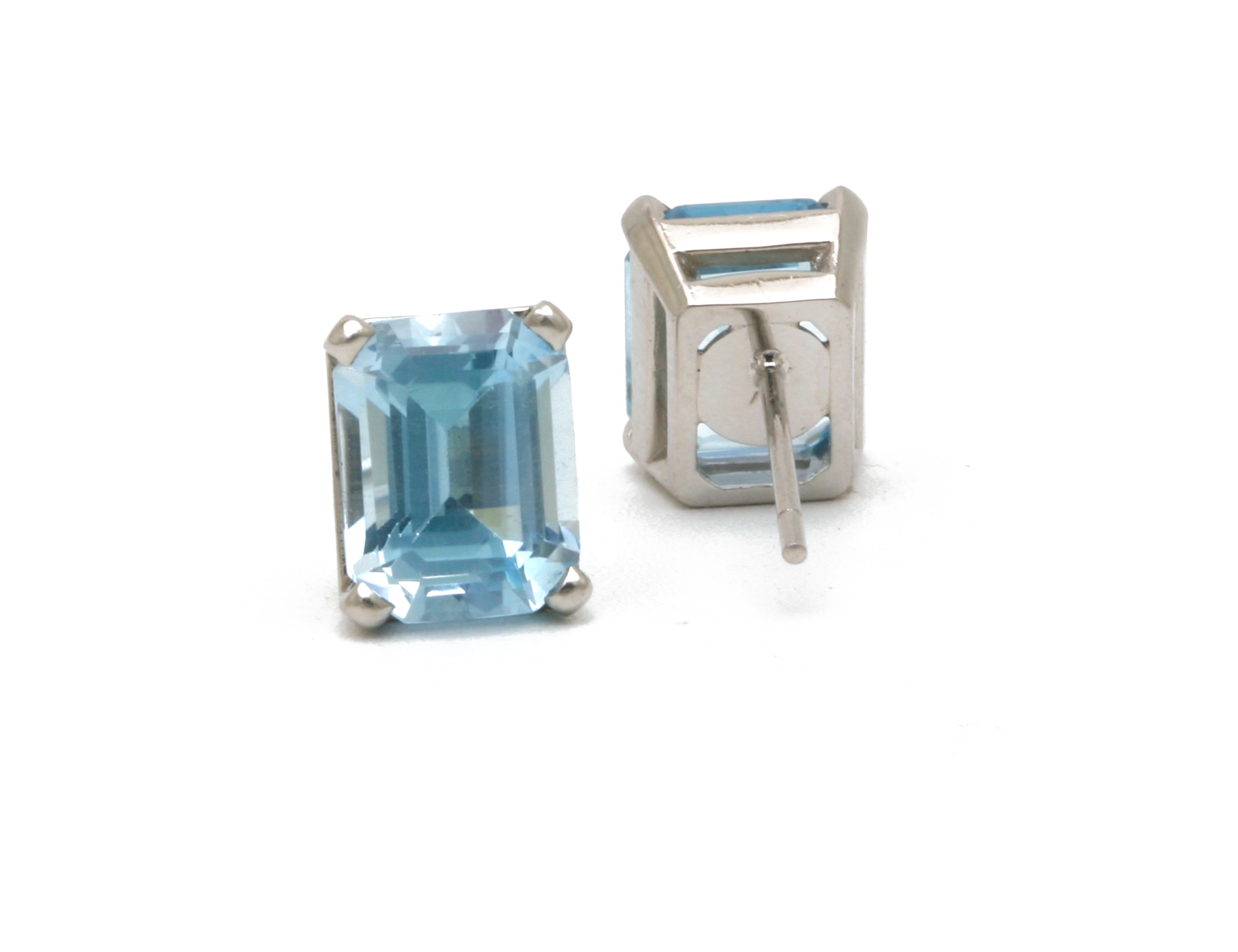 Emerald Cut 5.86 Carat Aquamarine and Platinum Studs, Diana Kim England For Sale