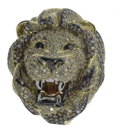 58.64gr Diamond Pavè Cocktail Lion Head Ring in 18 Karat Gold, Italian Design