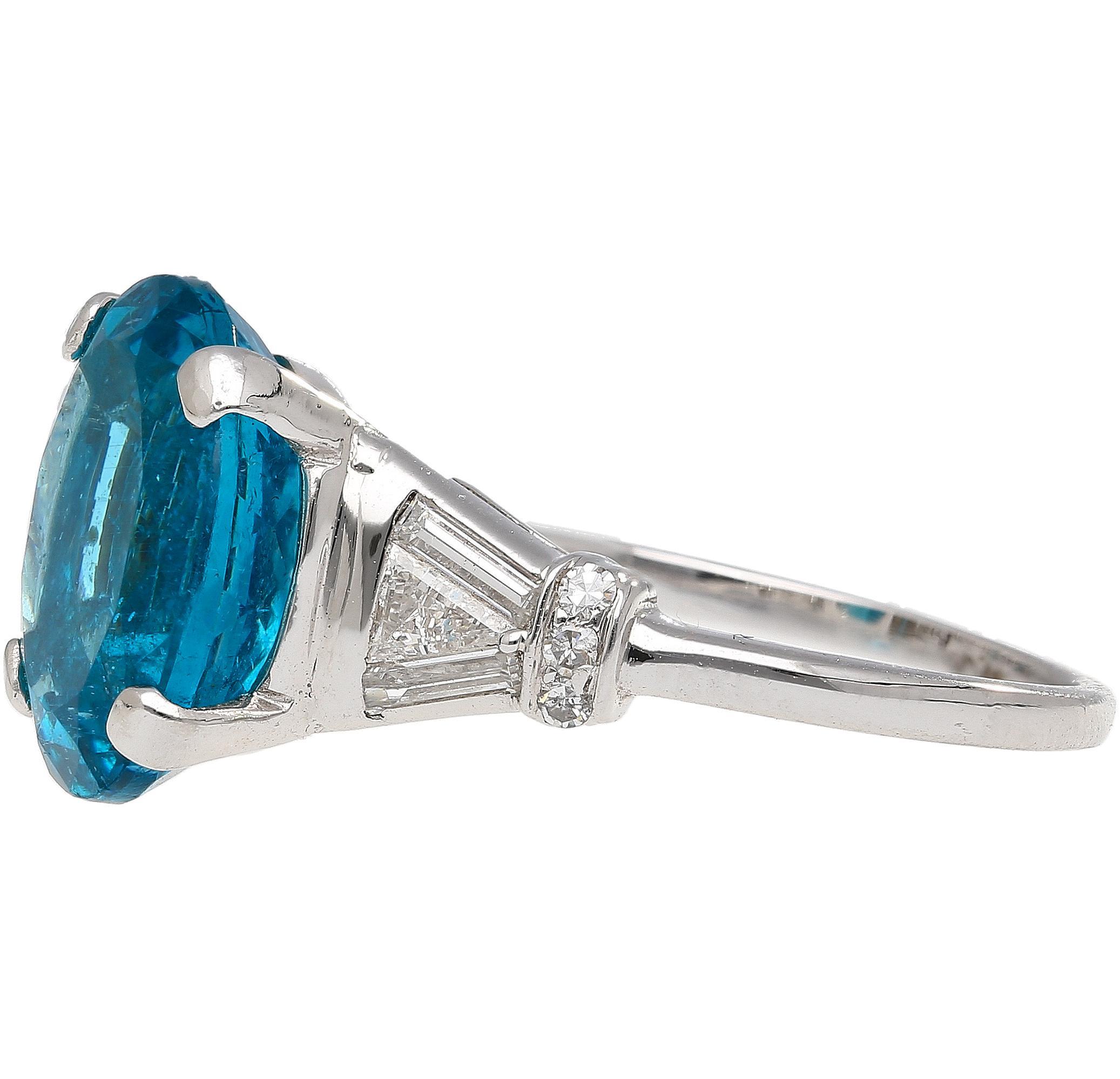 Oval Cut 5.87 Carat Apatite and Diamond Platinum Cocktail Ring For Sale