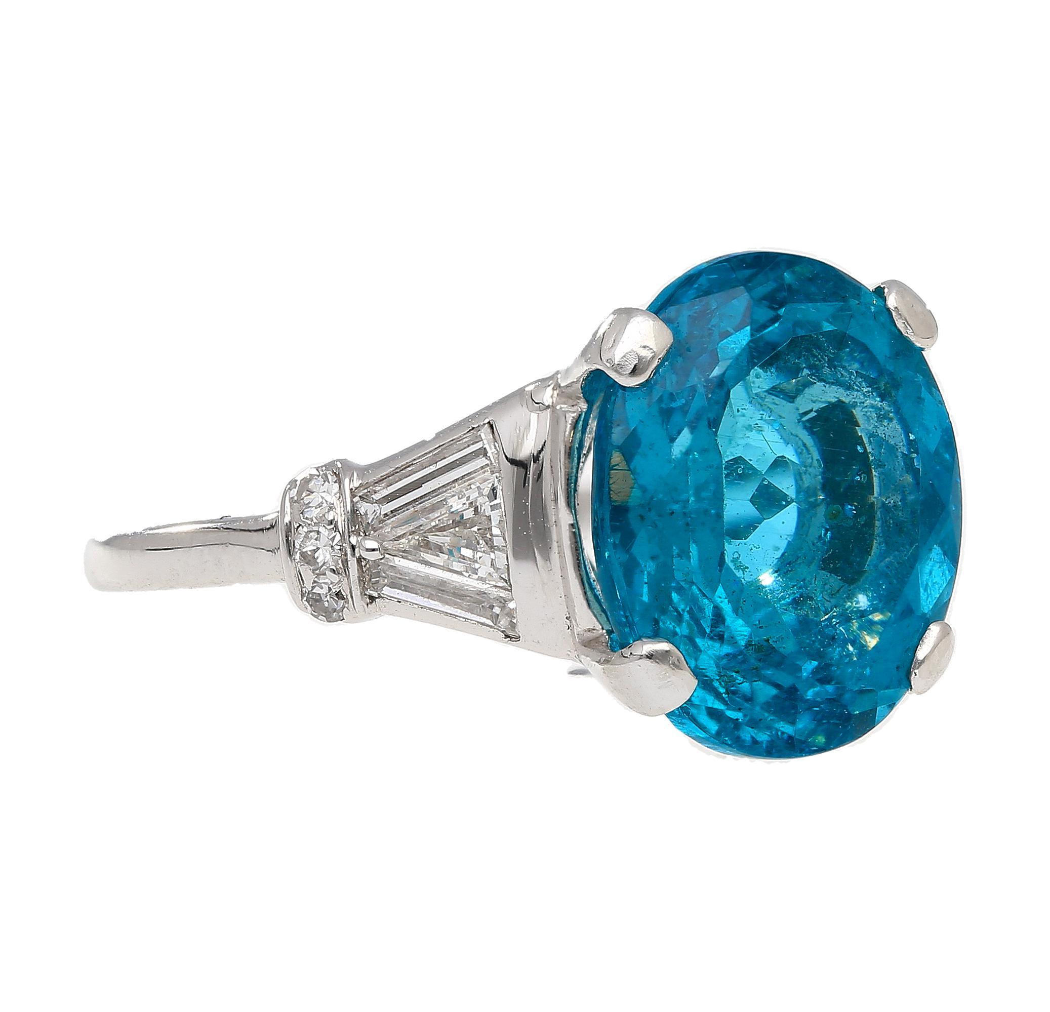 5.87 Carat Apatite and Diamond Platinum Cocktail Ring In Excellent Condition For Sale In Miami, FL