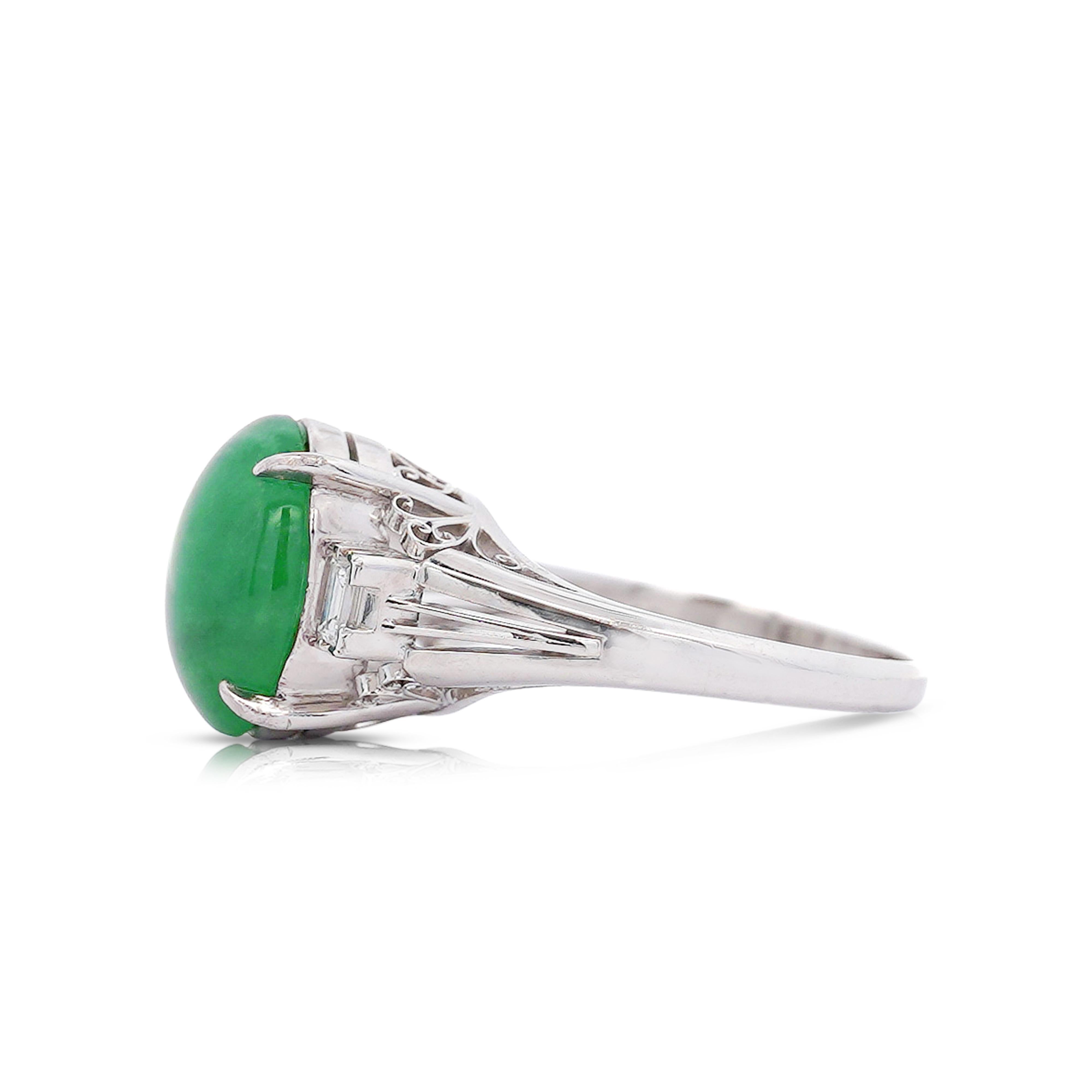 Art Deco 5.87 Carat Grade A Jadeite Jade and Diamond Platinum 3 Stone Ring For Sale
