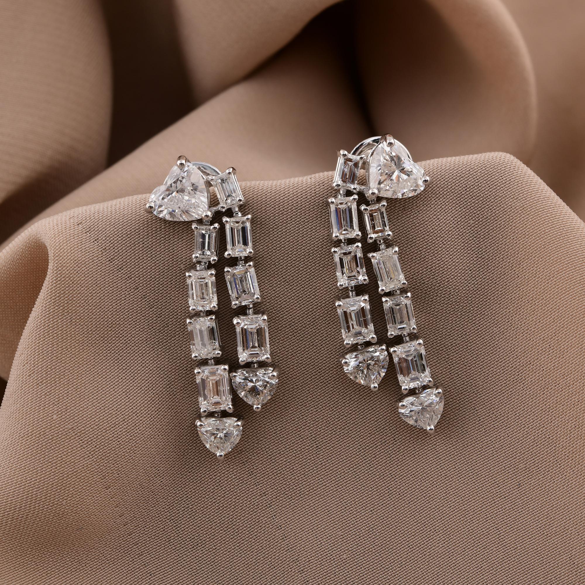 5.87 Carat SI/H Heart Emerald Cut Diamond Earrings 14 Karat White Gold Jewelry In New Condition For Sale In Diera, Dubai