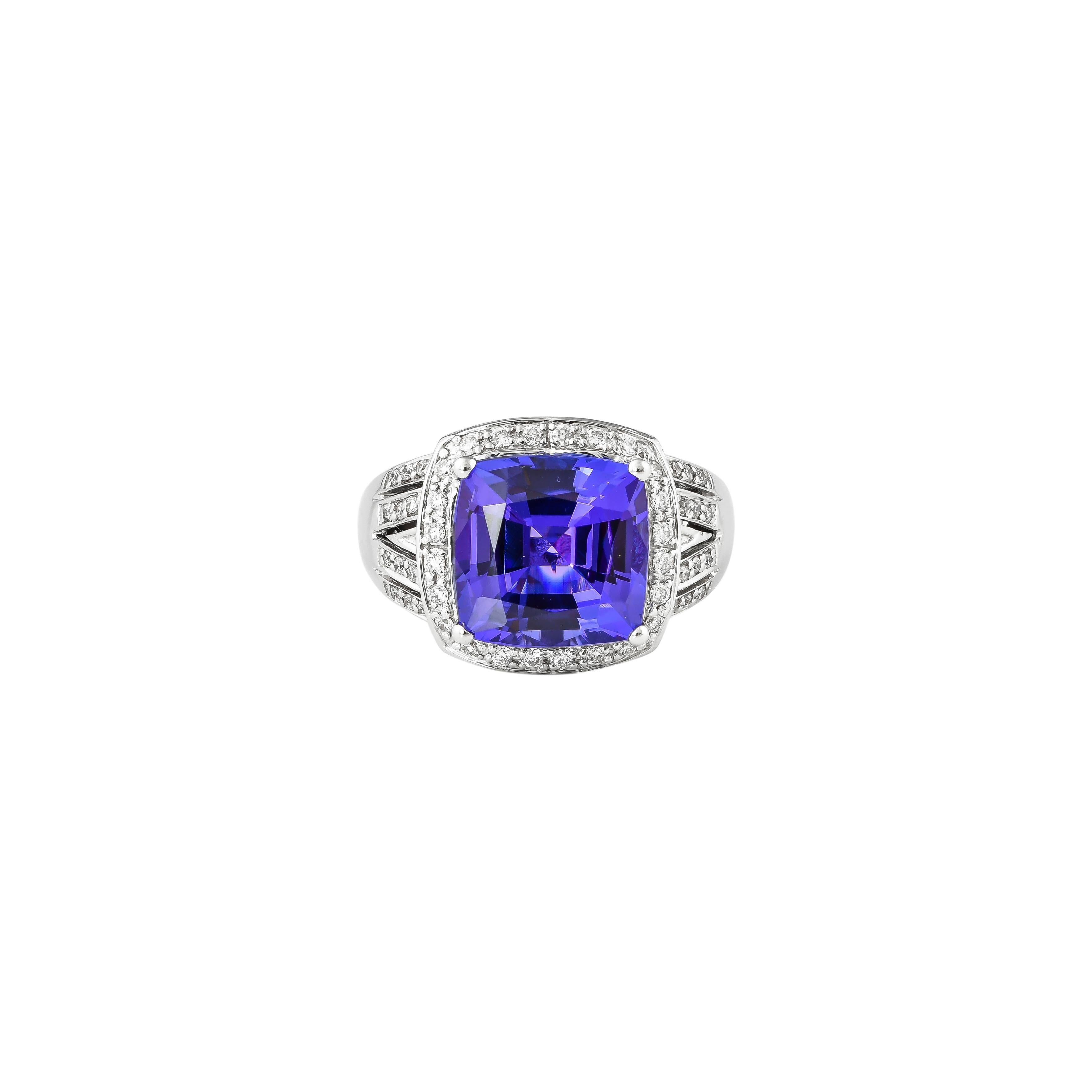 Cushion Cut Sunita Nahata5.88 Carat Tanzanite Fancy Ring in 18Karat White Gold with Diamonds For Sale