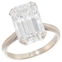 5.88 Carat Emerald-cut Statement 14K  Refined Grandeur Signature Diamond Ring
