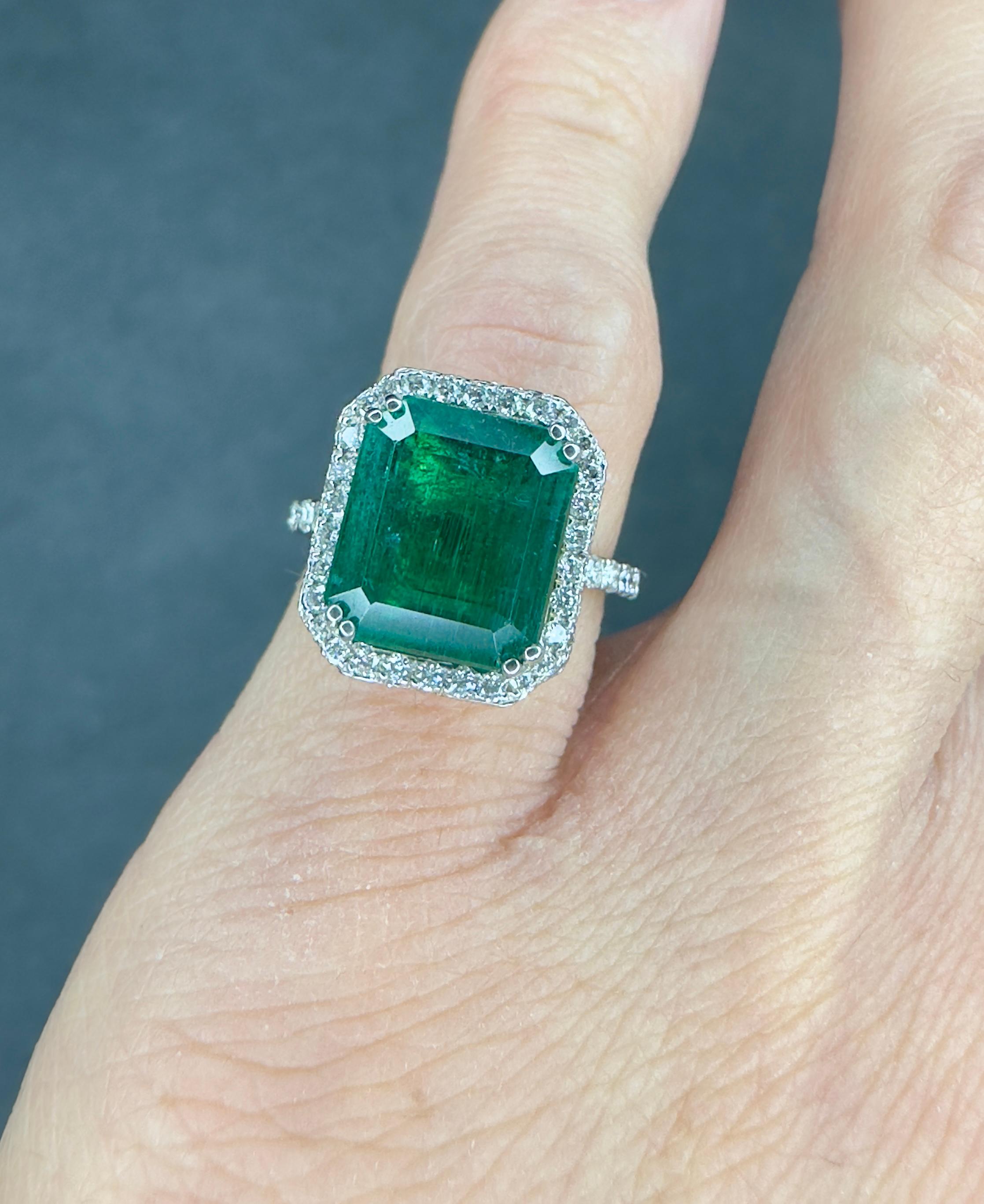 GIA Certified 5.88 Carat Zambian Emerald And Diamond Ring In 18k White Gold In New Condition For Sale In Houston, TX