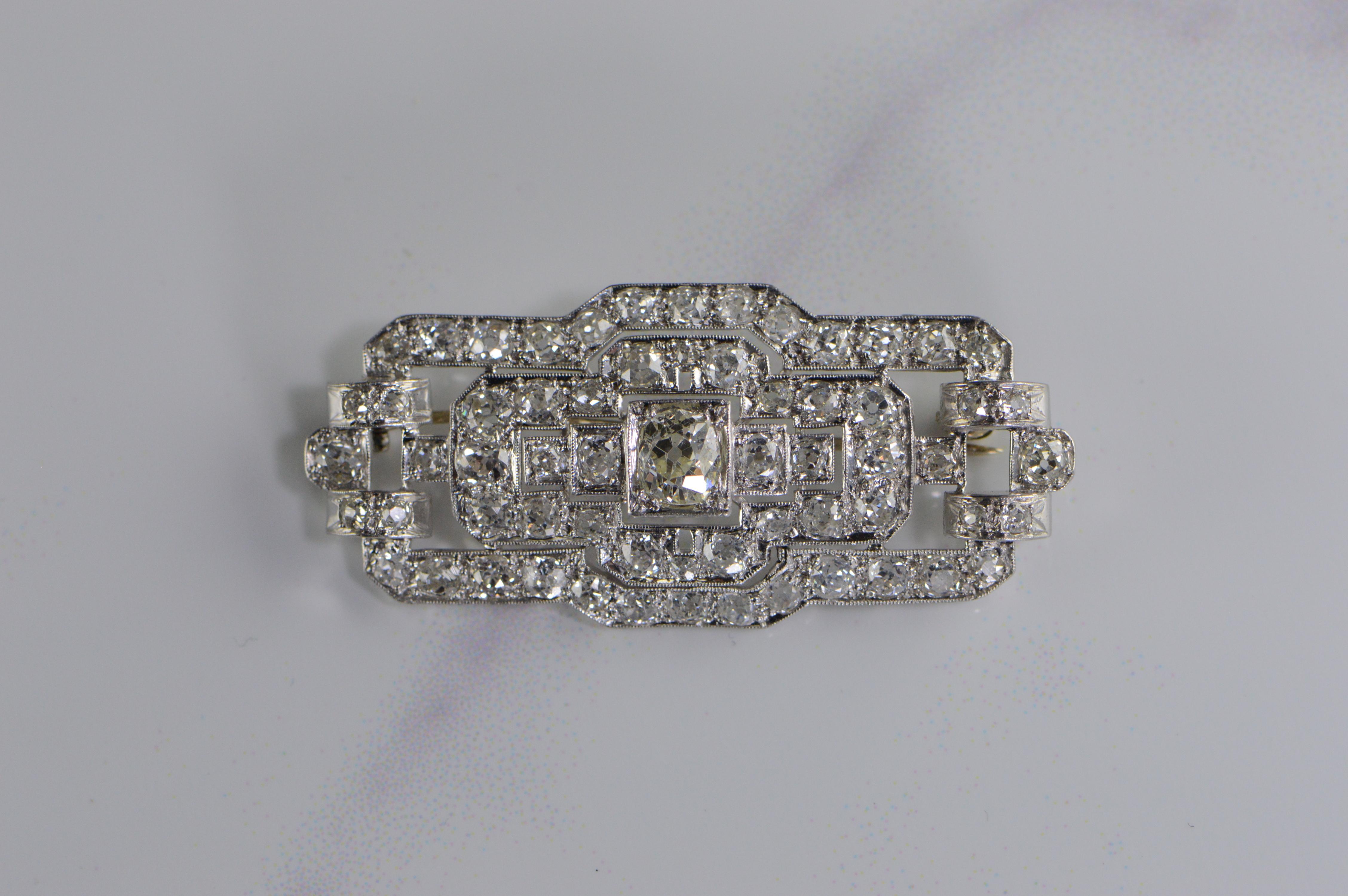 5.88 Carat Old European Diamond Art Deco Platinum Pin/Brooch For Sale 1