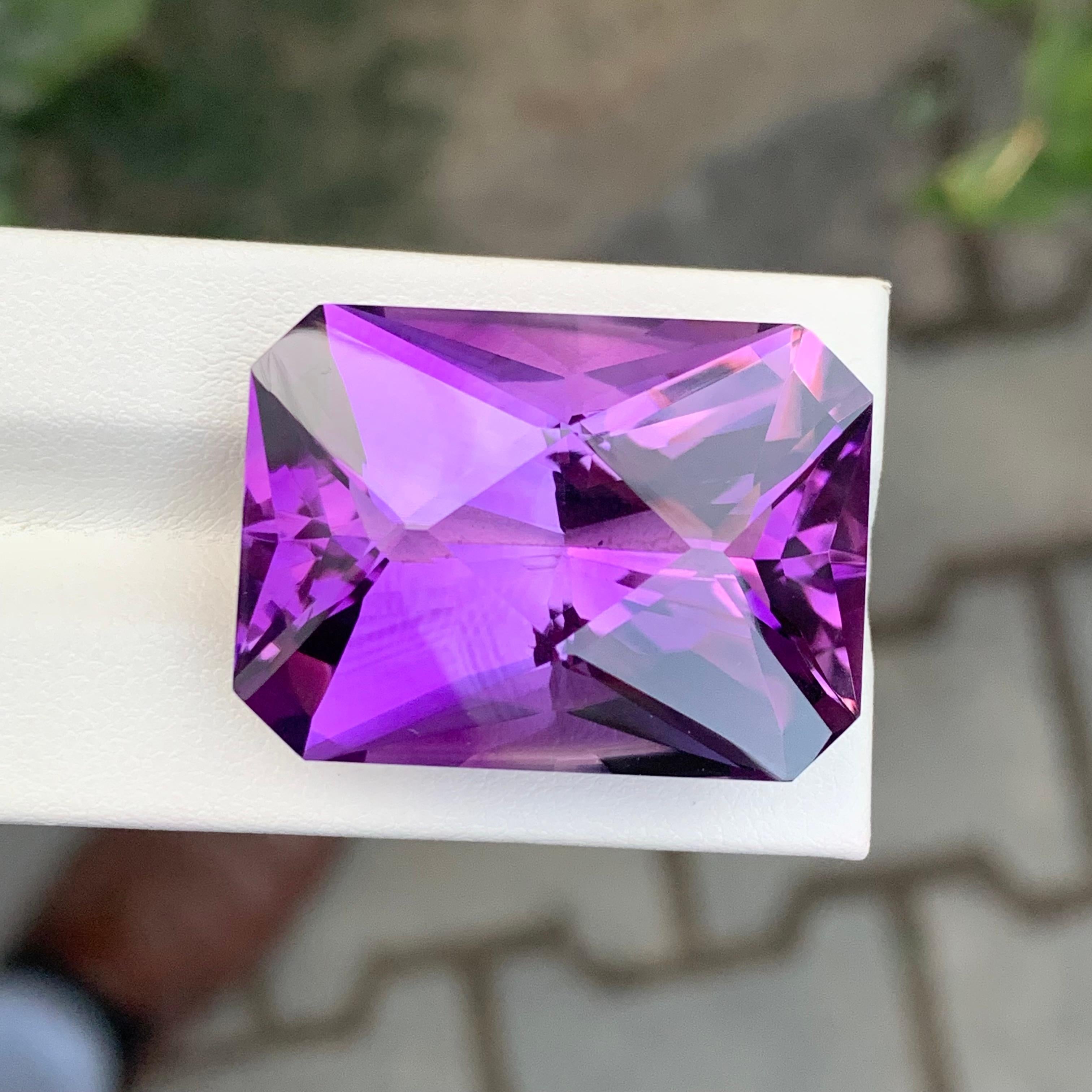 58,80 Karat Natürlicher loser Amethyst Scherenschliff Edelstein (Arts and Crafts) im Angebot