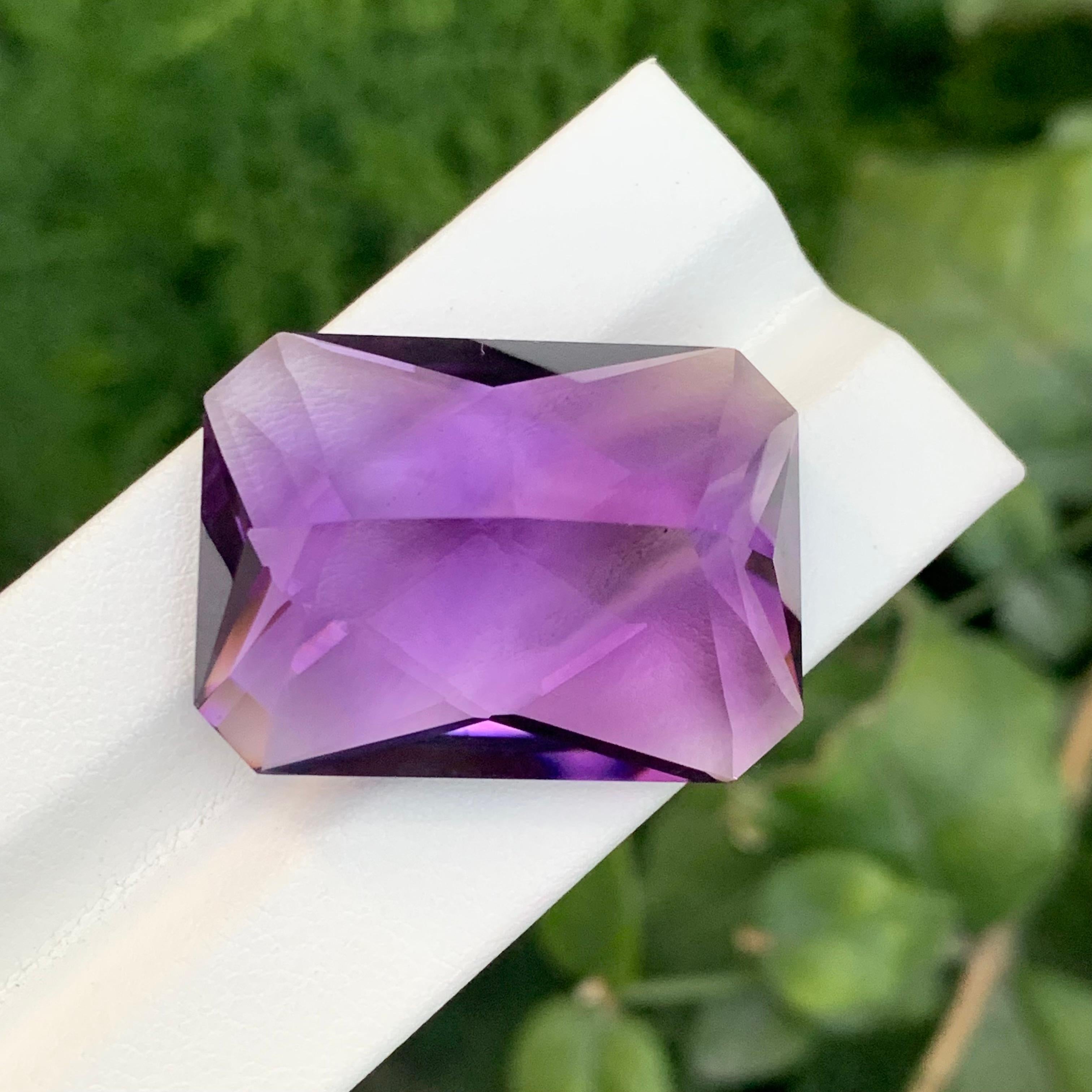 58,80 Karat Natürlicher loser Amethyst Scherenschliff Edelstein für Damen oder Herren im Angebot