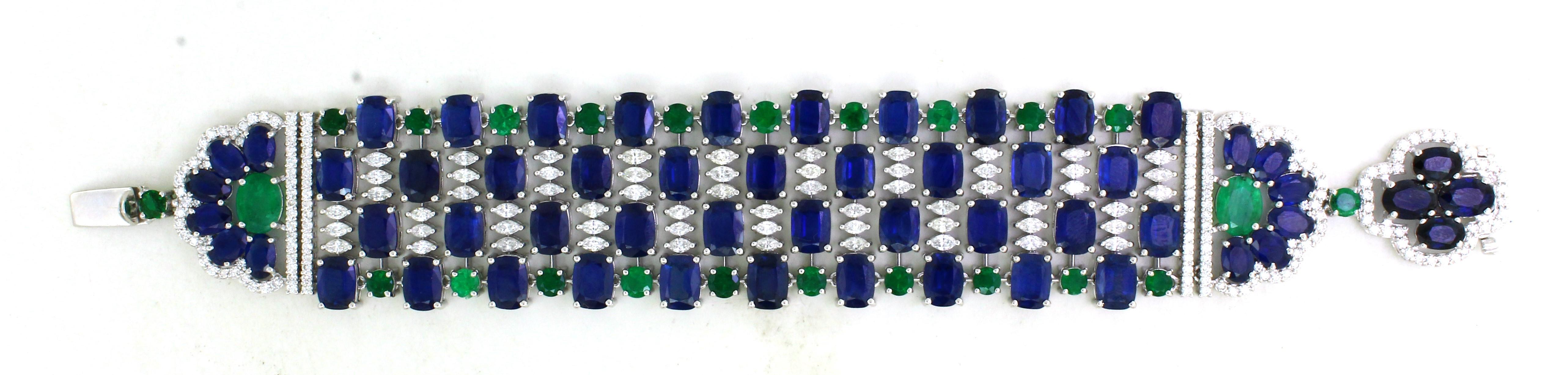 Modern 58.81 carats Sapphire and Emerald Bracelet For Sale
