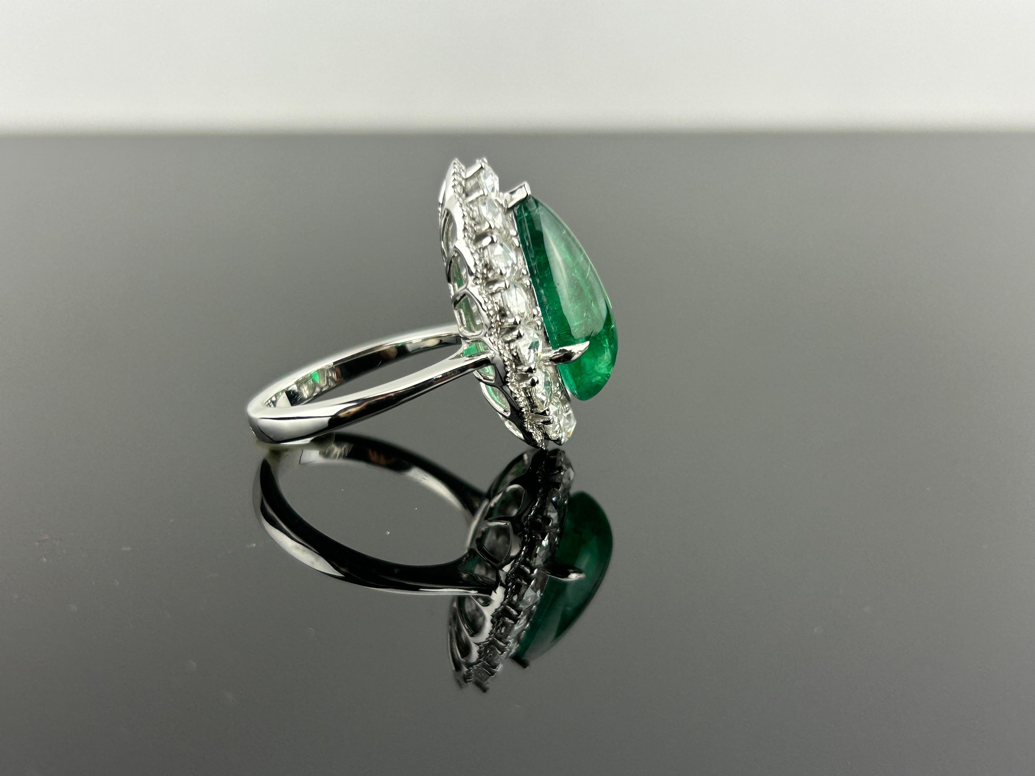 5.89 Carat Cabochon Pear Shape Emerald and Diamond 18K Gold Ring For Sale 4