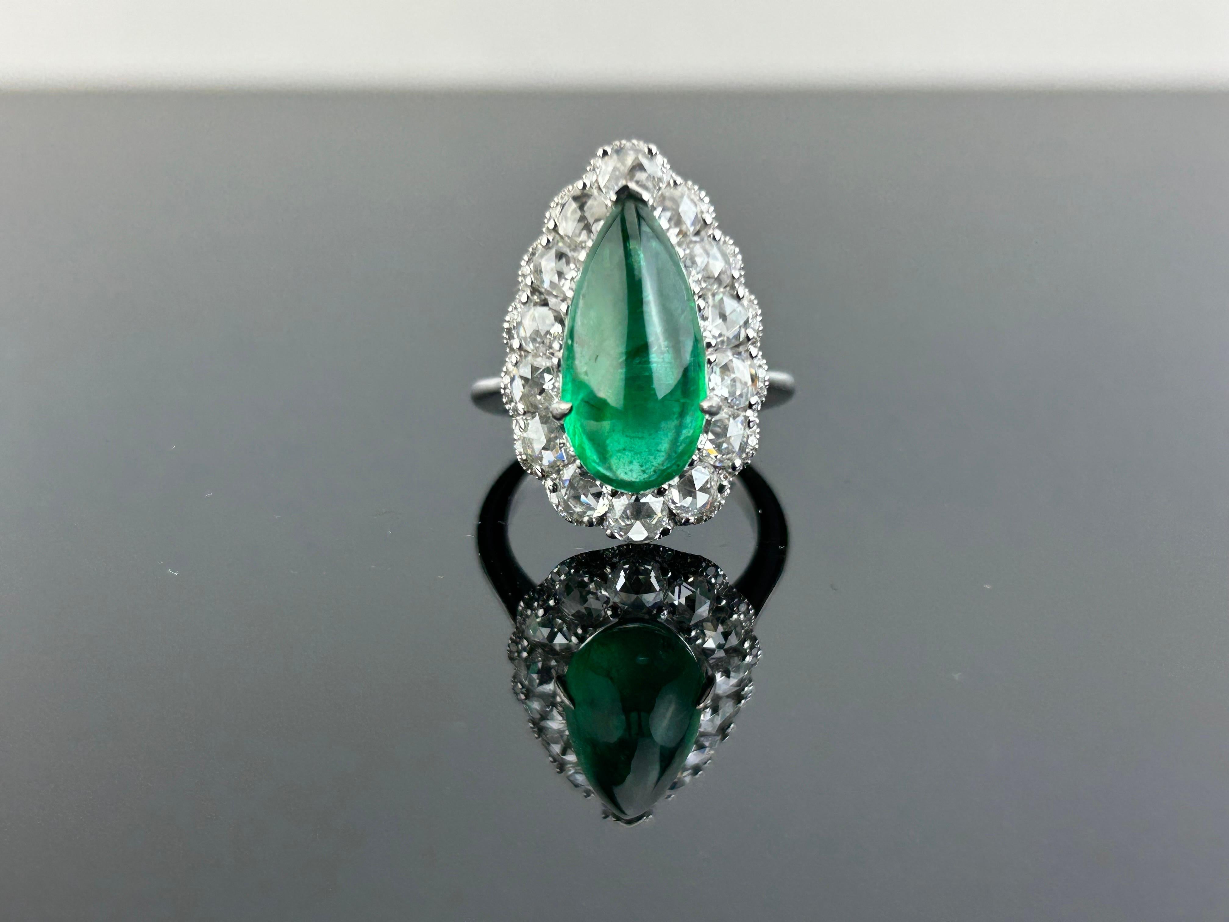 5.89 Carat Cabochon Pear Shape Emerald and Diamond 18K Gold Ring For Sale 2