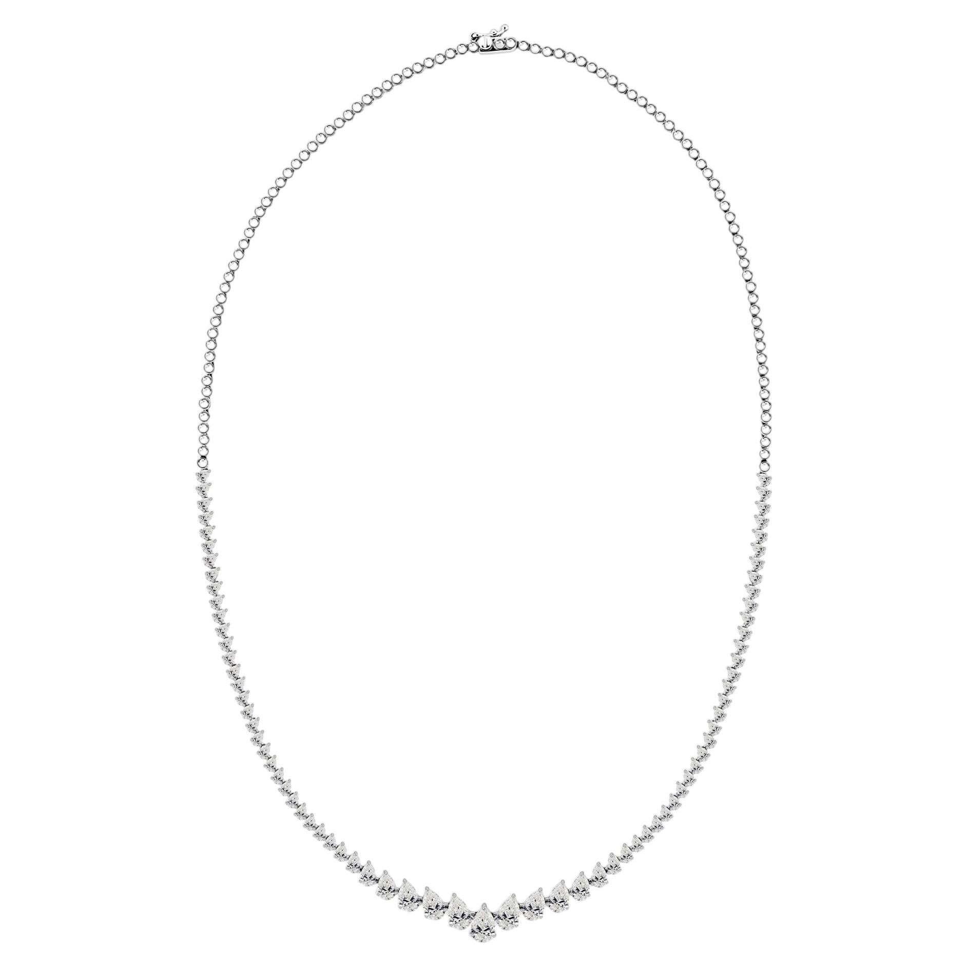 Collar Riviera con diamantes naturales en forma de pera de 5,89 quilates, con gradación completa, en oro blanco de 18 quilates en venta