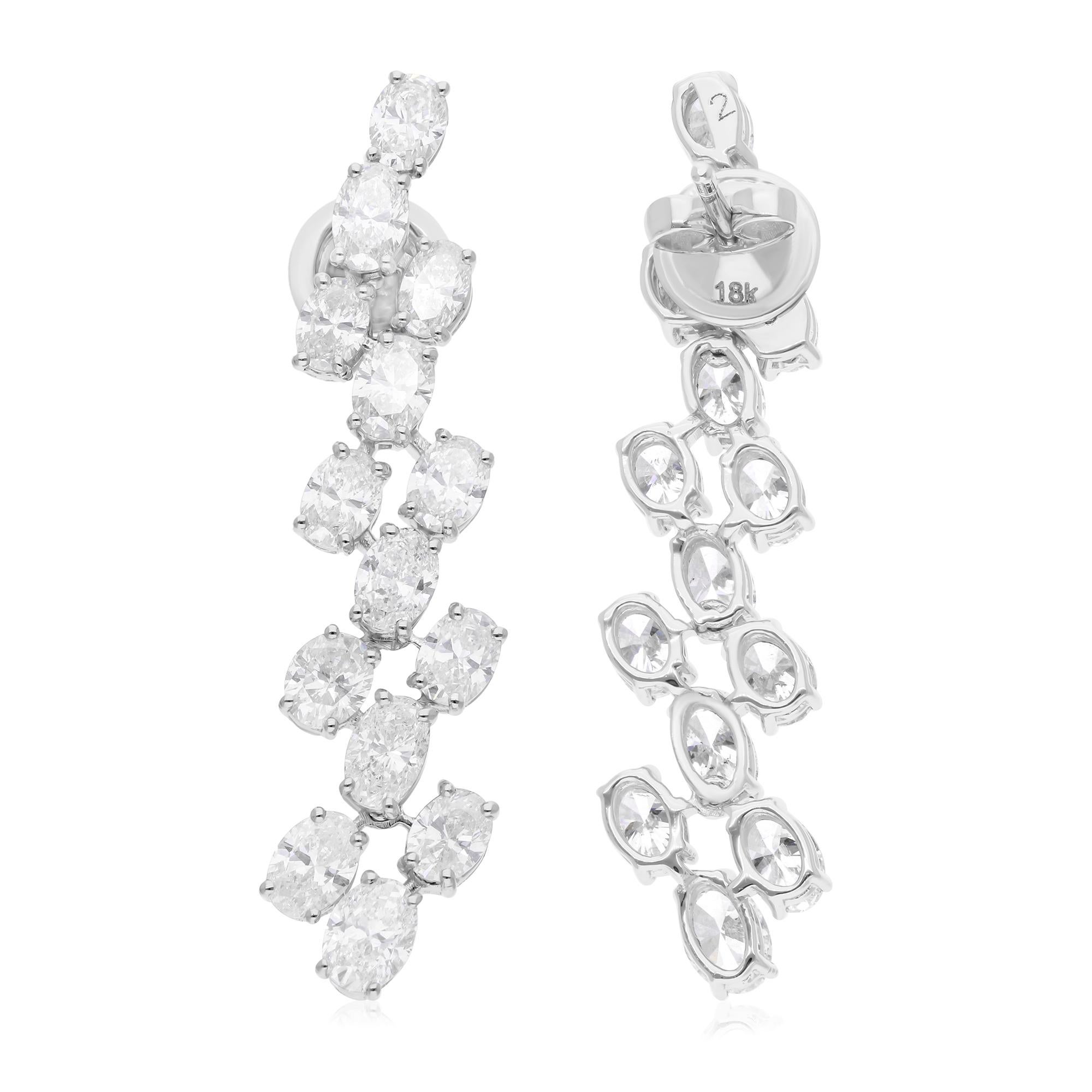 Suivez la vitrine de Spectrum Jewels pour découvrir la dernière collection et les pièces exclusives. Spectrum Jewels est fièrement classé parmi les meilleurs vendeurs sur 1stdibs avec des commentaires clients de 5 étoiles. Tous les articles