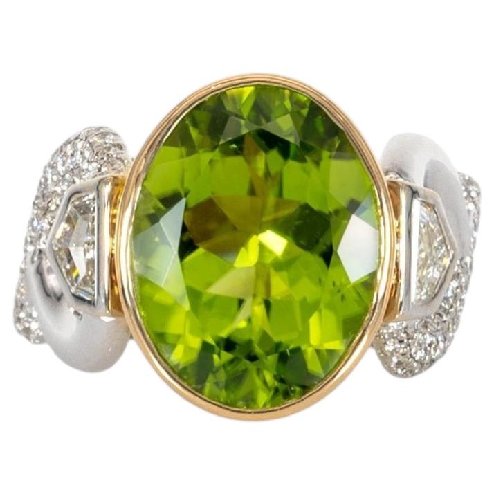 5.8cts Peridot Ring with Natural Diamonds Accents: Solid 14K Gold, Oval 13x10mm