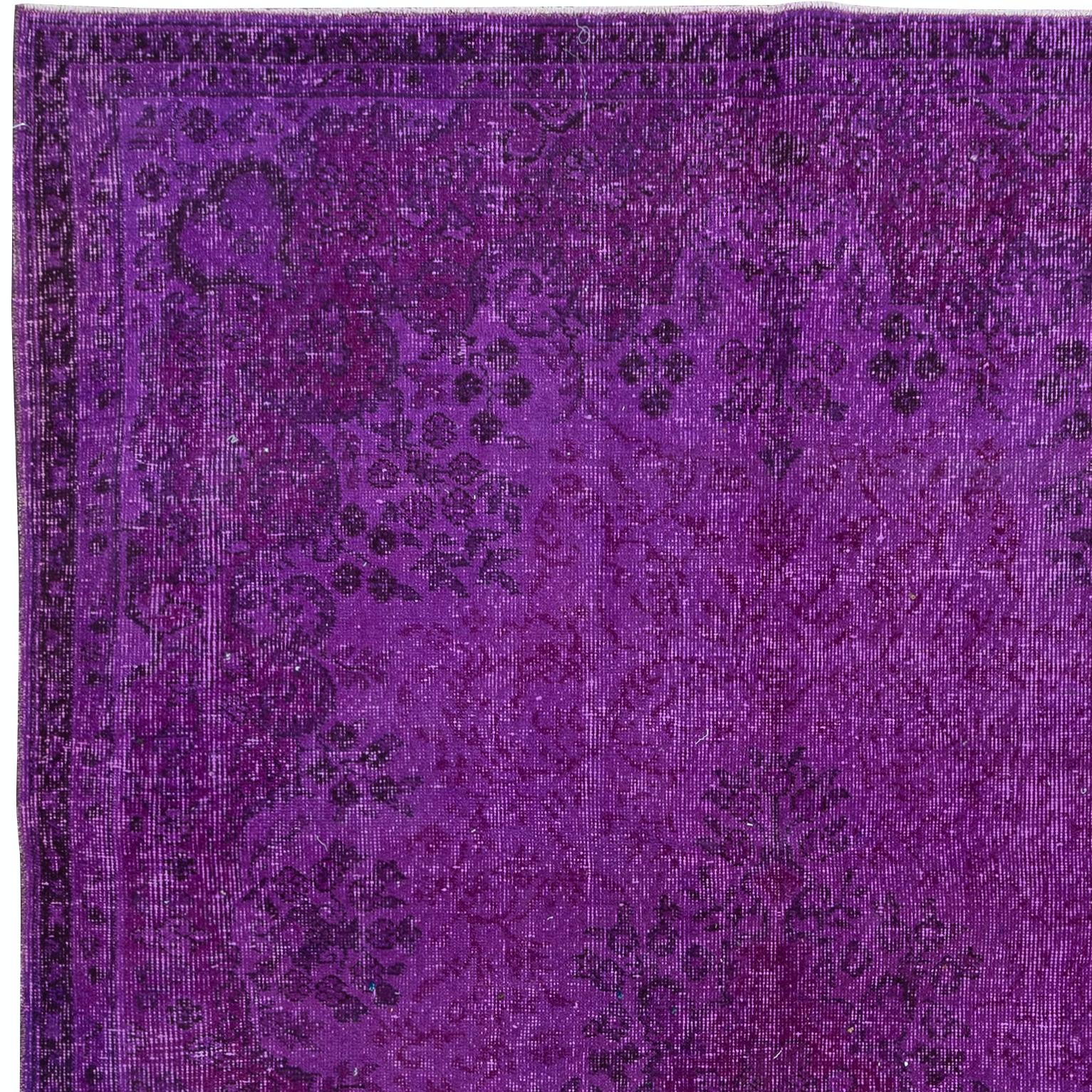 5.8x10 Ft Handmade Turkish Rug in Purple for Bedroom. Modern Living Room Carpet In Good Condition For Sale In Spring Valley, NY