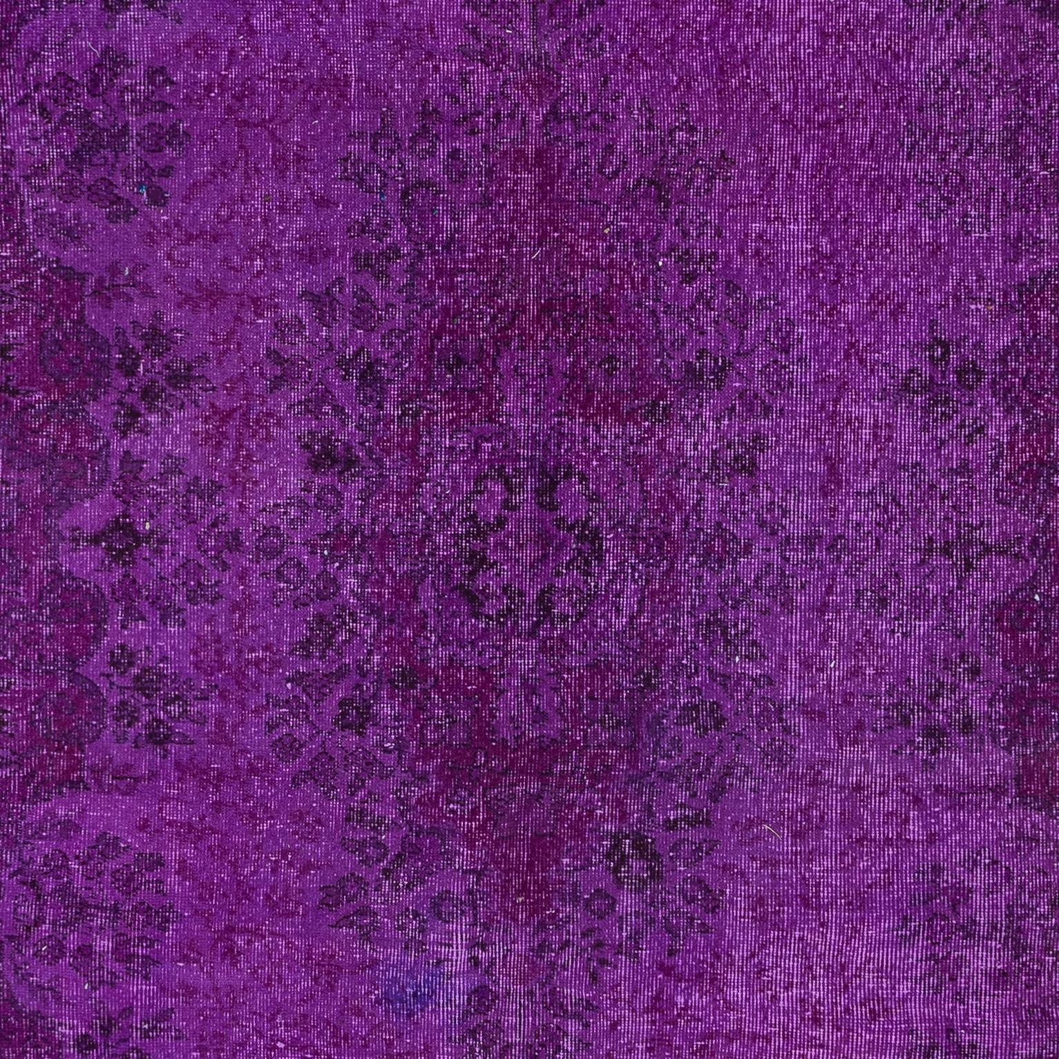 20th Century 5.8x10 Ft Handmade Turkish Rug in Purple for Bedroom. Modern Living Room Carpet For Sale
