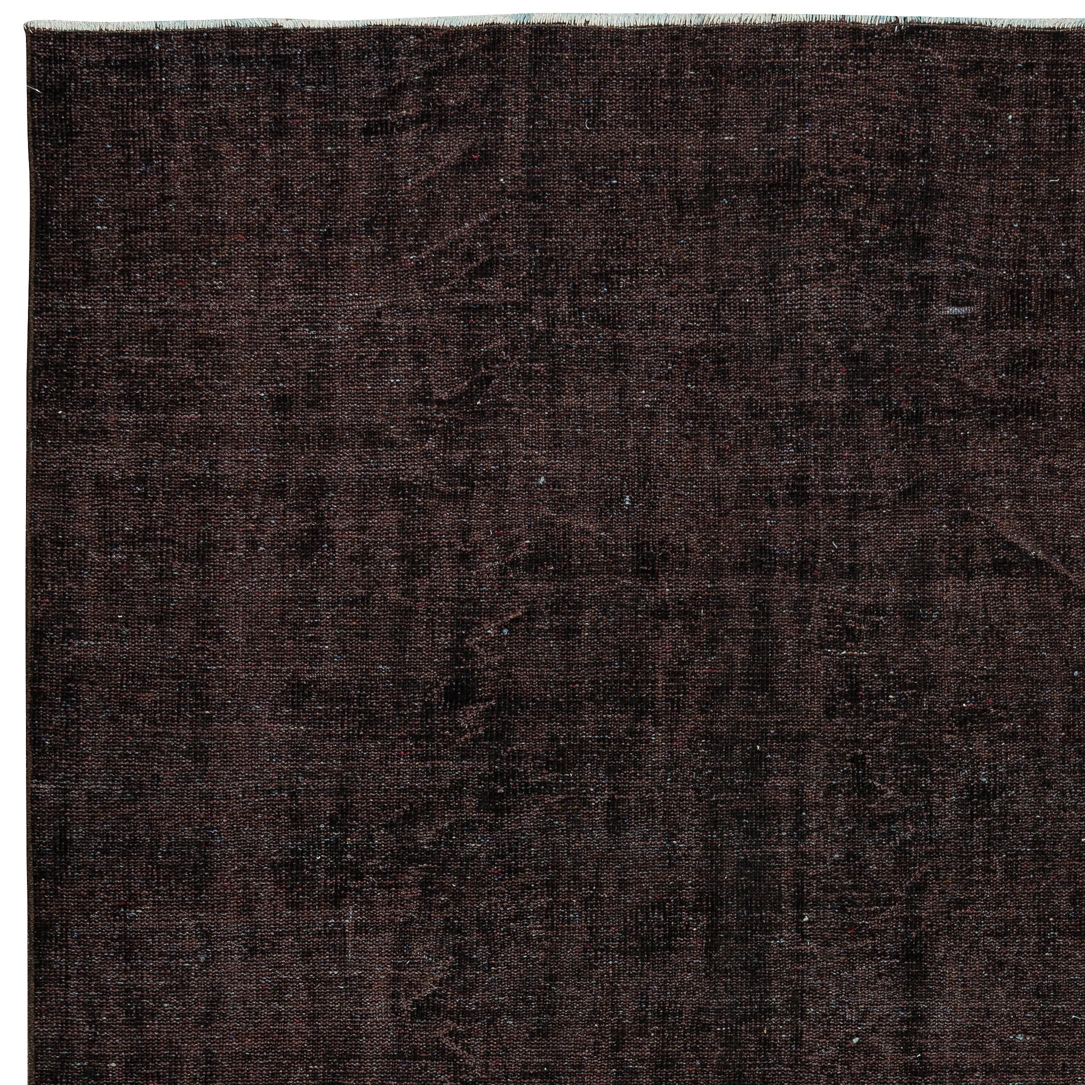 5.8x10 Ft Handmade Vintage Turkish Wool Rug in Solid Brown 4 Modern Interiors In Good Condition For Sale In Philadelphia, PA
