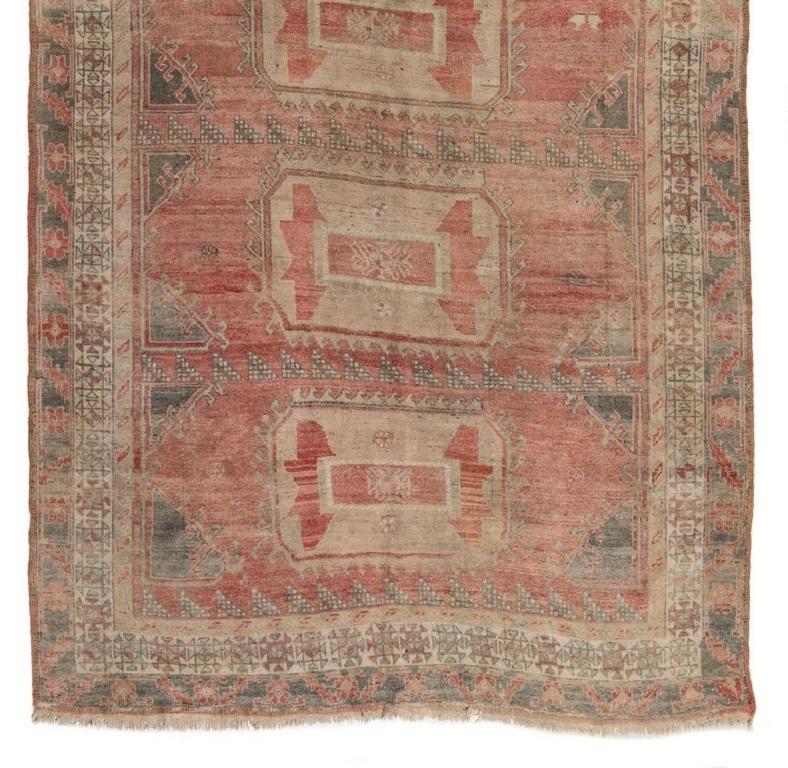 Alfombra de pueblo vintage anudada a mano de Turquía de 5,8 x 11 pies. 100% Lana Tribal en venta