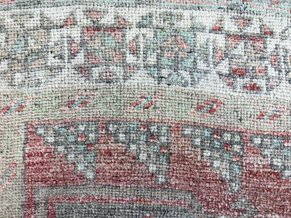 Alfombra de pueblo vintage anudada a mano de Turquía de 5,8 x 11 pies. 100% Lana en venta 3