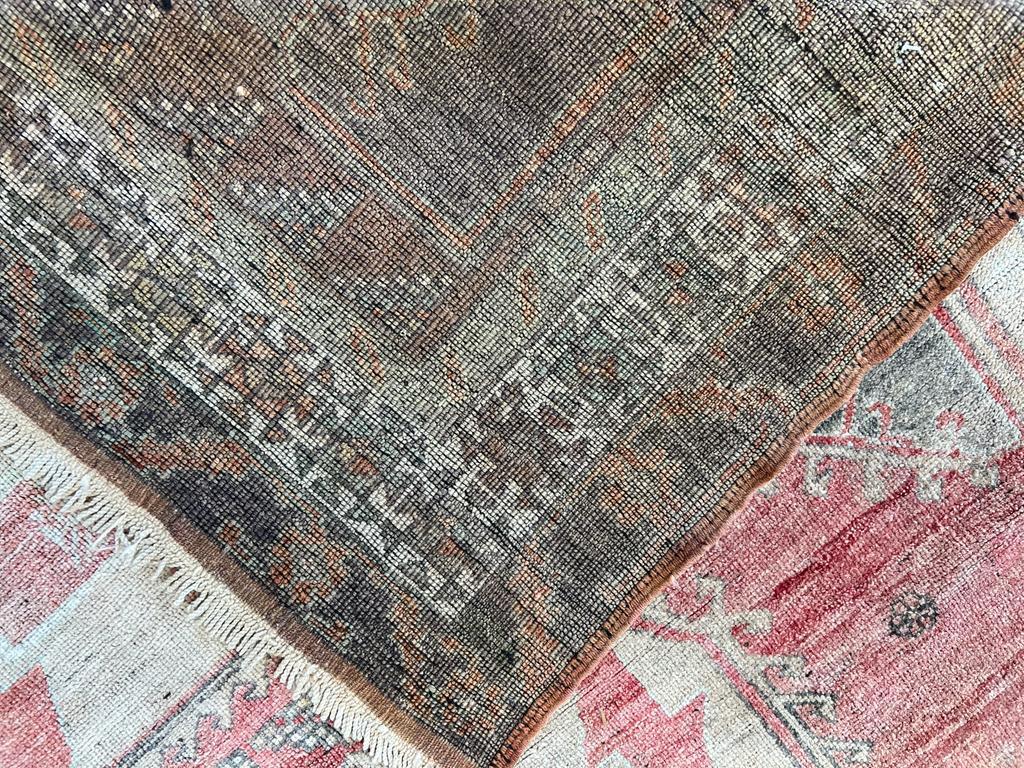 Alfombra de pueblo vintage anudada a mano de Turquía de 5,8 x 11 pies. 100% Lana en venta 6