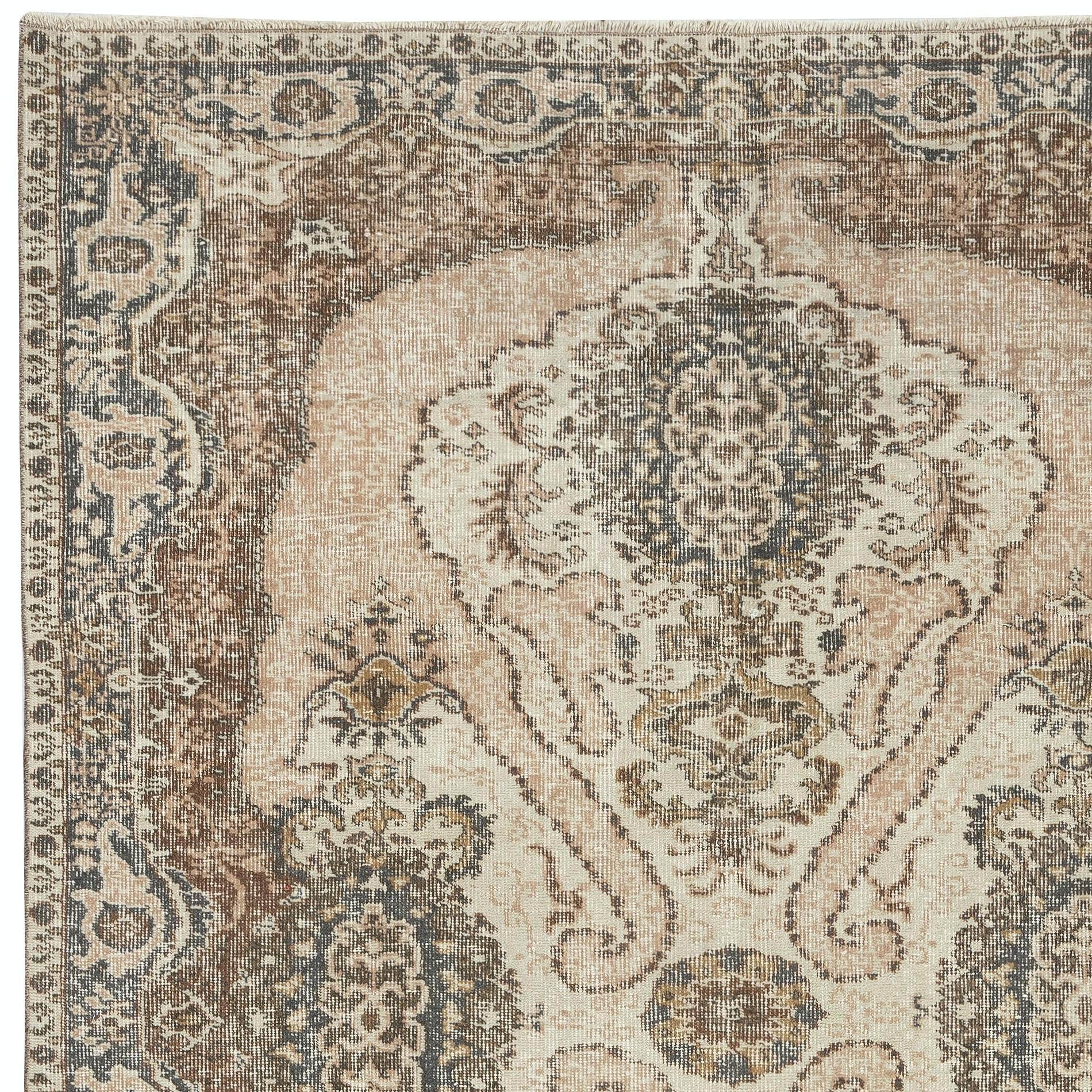 5.8x8.8 Ft Vintage handgeknüpft Wolle Teppich für Bauernhaus, Landhaus, oder Landhaus im Zustand „Gut“ im Angebot in Spring Valley, NY