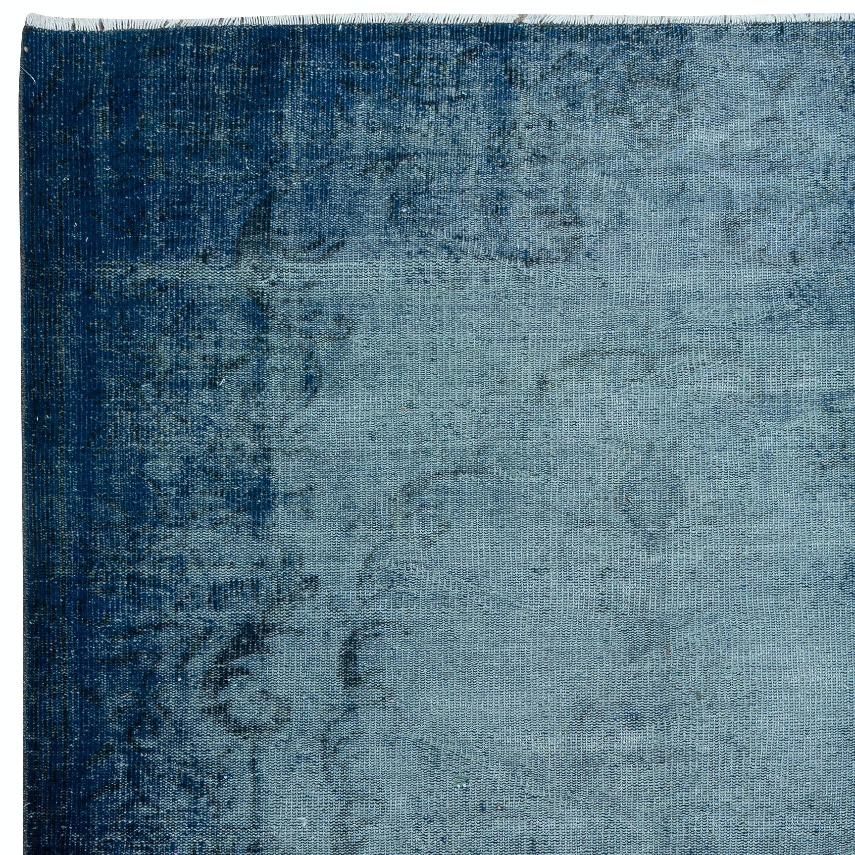 5.8x9 Ft Distressed Handgefertigter marineblauer Teppich, Shabby Chic Türkischer Teppich im Used-Look (Handgeknüpft) im Angebot