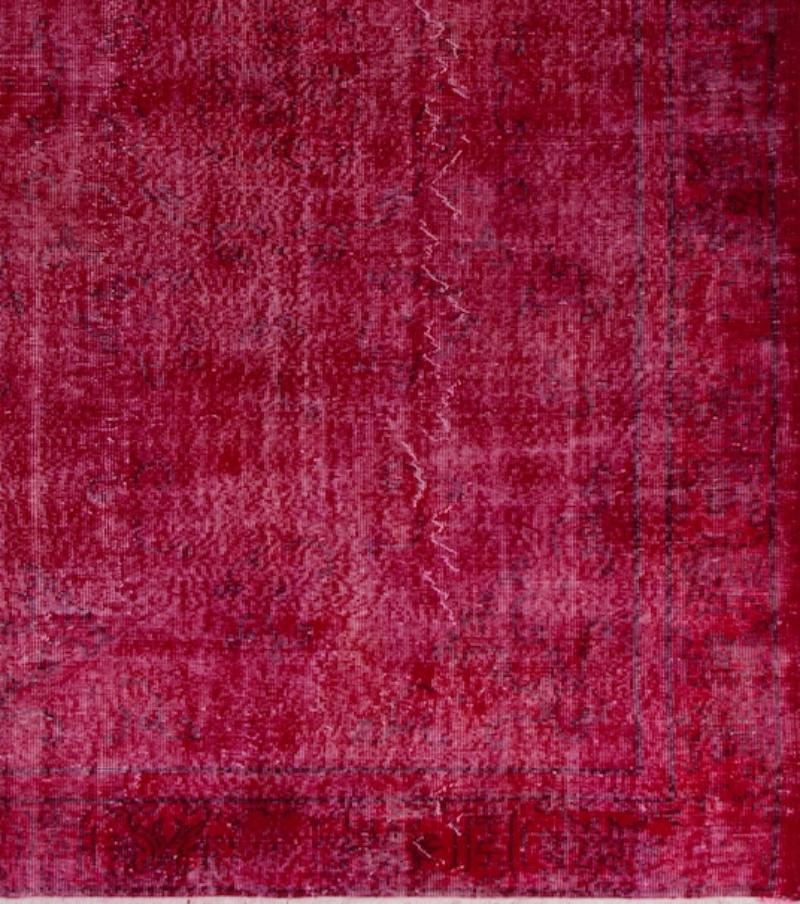 Hand-Knotted Handmade Turkish Rug in Burgundy Red, Ideal for Contemporary Interiors For Sale
