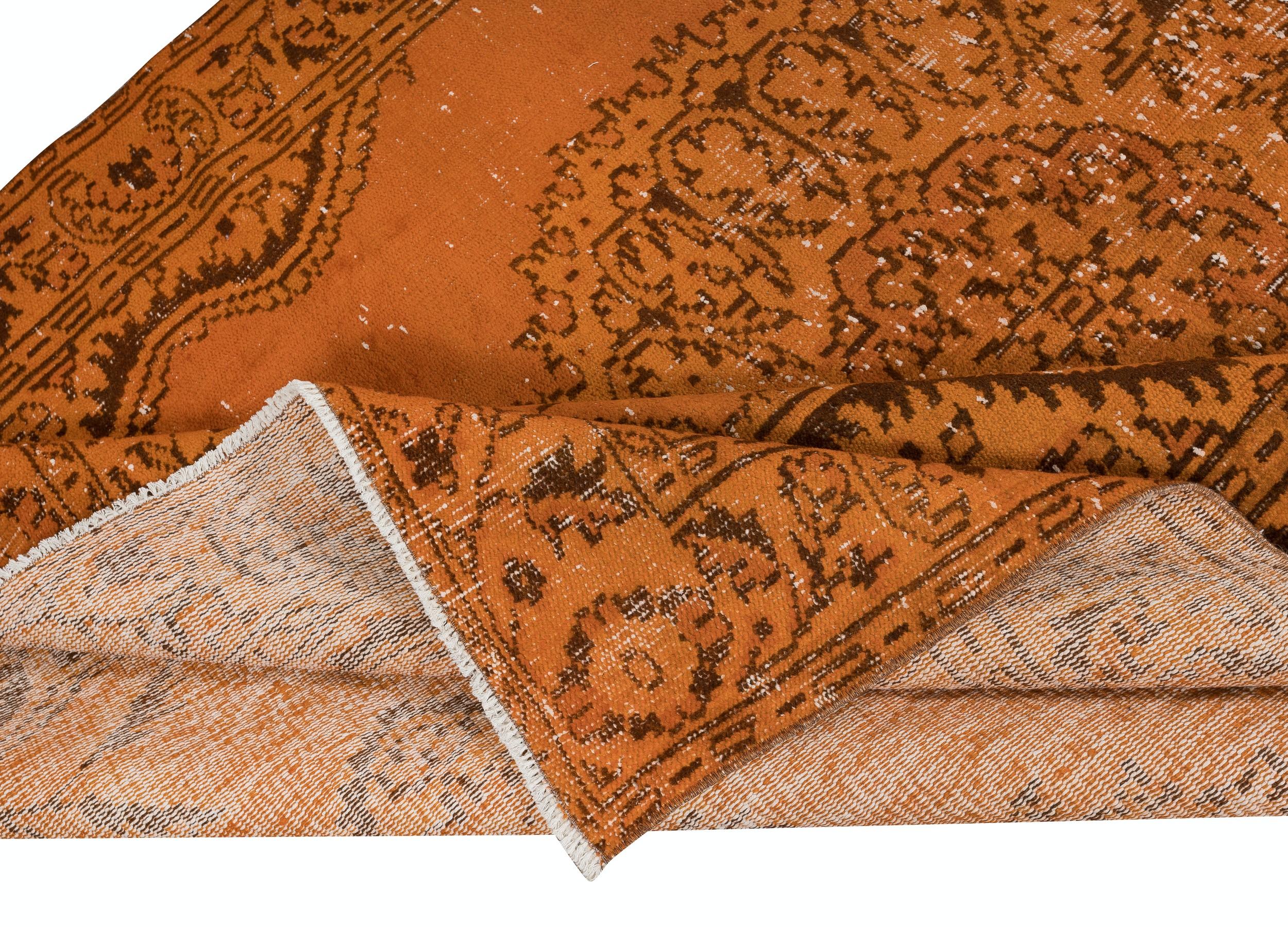Moderne 5.8x9 Ft Vivid Orange Rug, Handmade Bohem Carpet, Vibrant Colored Floor Covering en vente