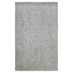 5'8"x9'2" mattweißer afghanischer Angora Oushak Vines Design handgeknüpfter Wollteppich in mattiertem Weiß