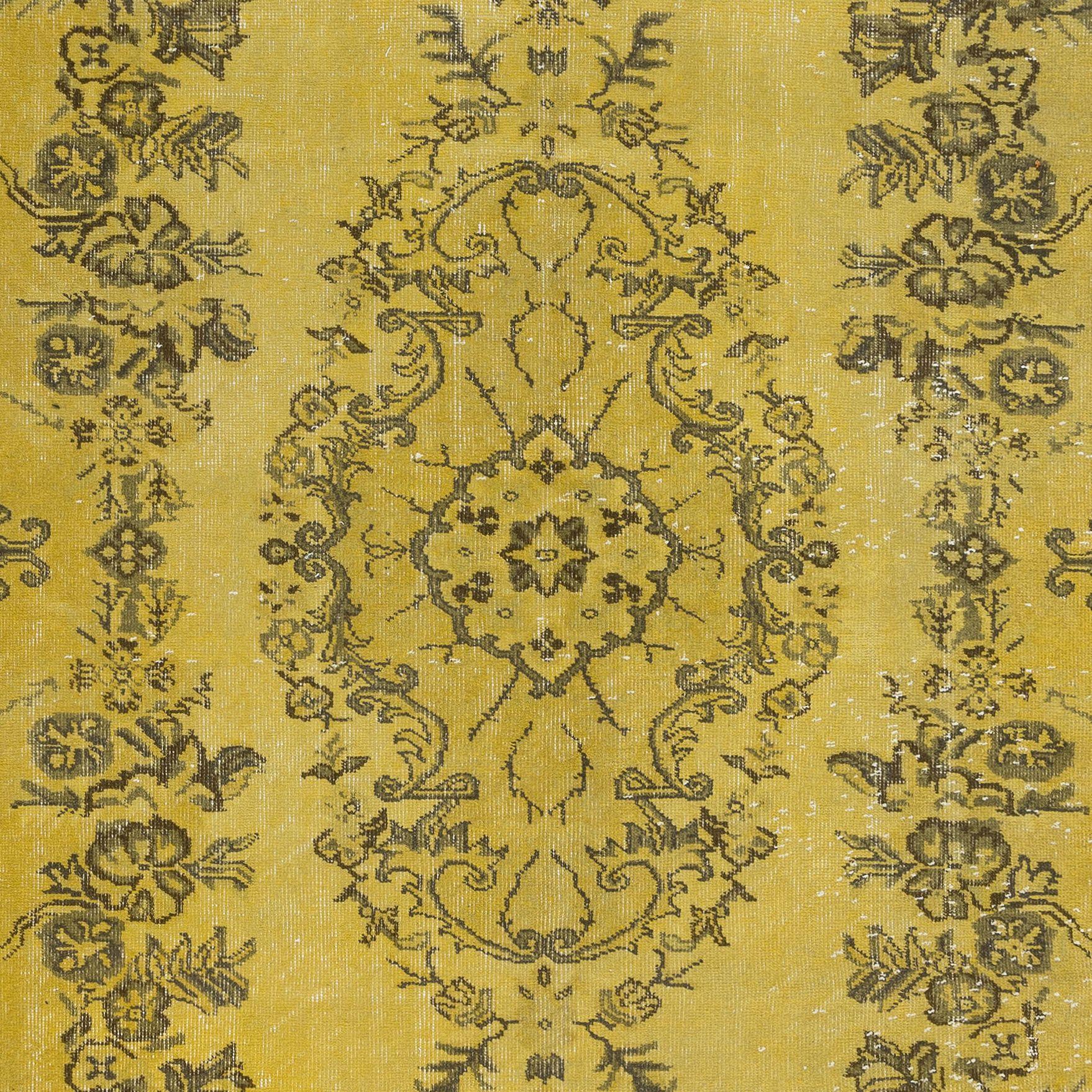 Hand-Woven 5.8x9.3 Ft Modern Handmade Turkish Rug with Medallion Design & Yellow Background For Sale