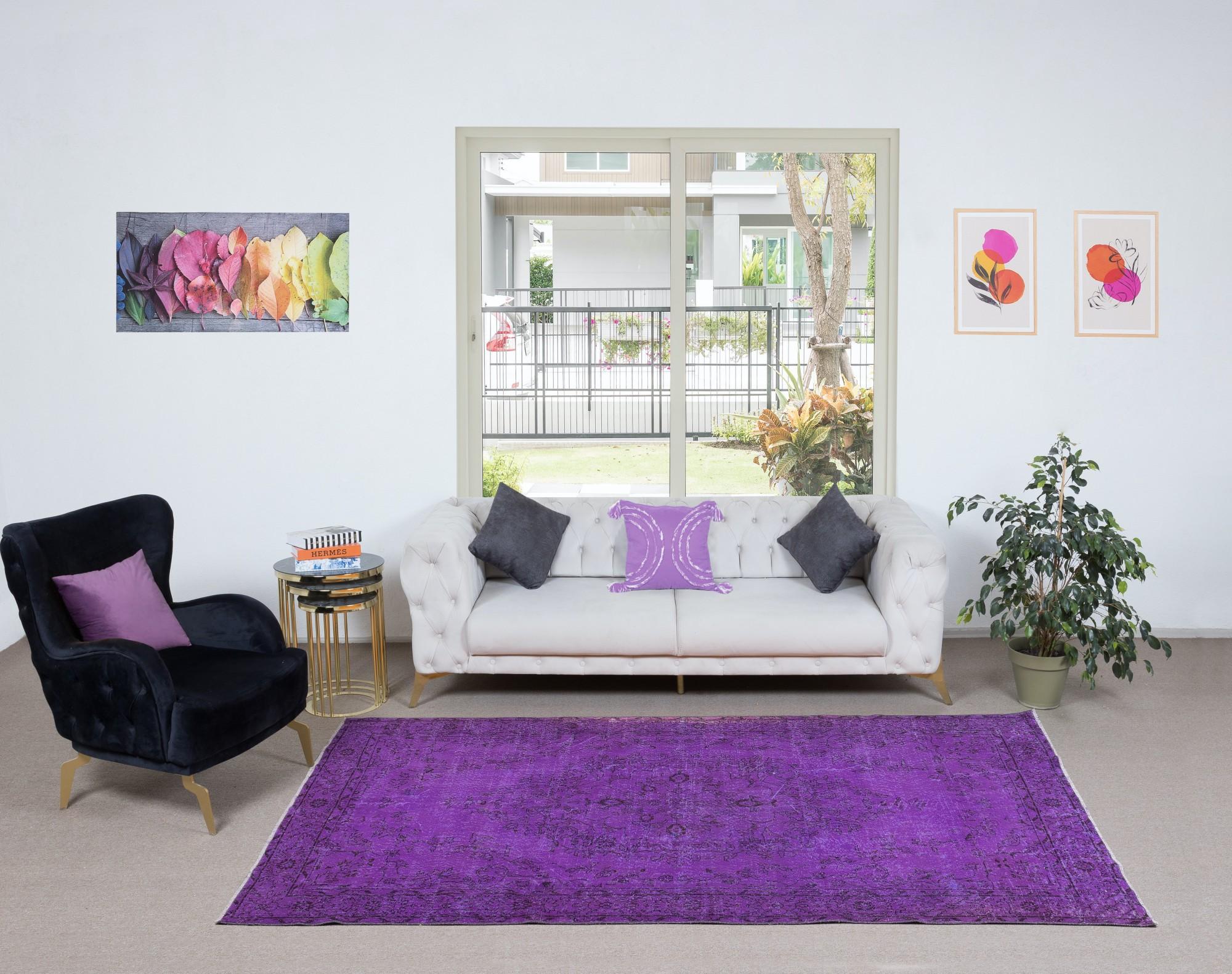 5.8x9.6 Ft Decorative Purple Area Rug for Modern Interior, Handknotted in Turkey In Good Condition For Sale In Spring Valley, NY