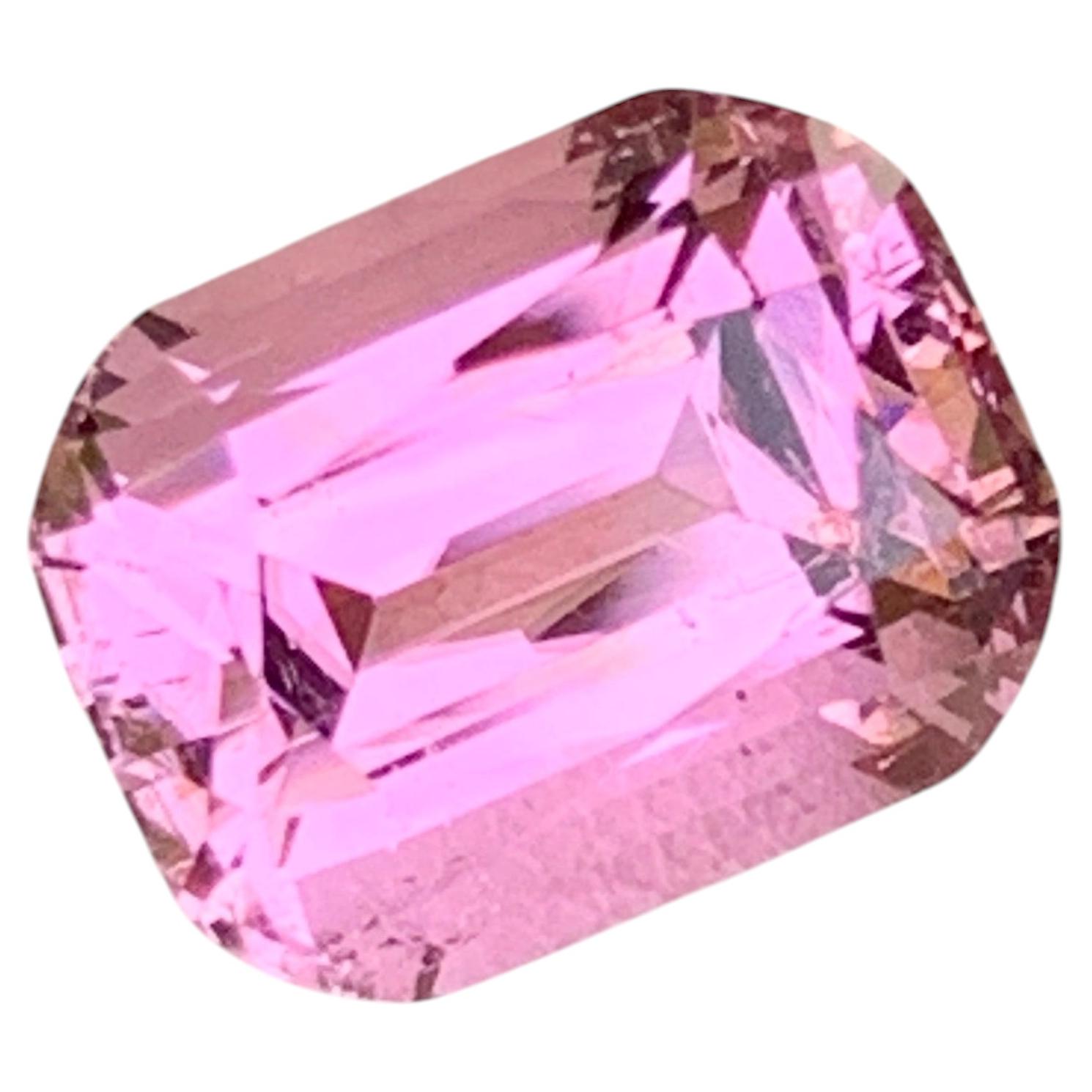 5.9 Ct Natural Bubble Gum Pink Cushion Cut Tourmaline Gemstone for Ring Jewelry For Sale