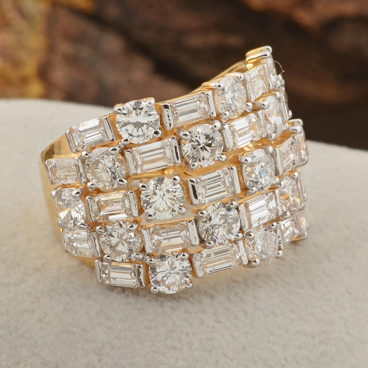 Contemporain Bague en or 14 carats avec diamants de 5,90 carats en vente