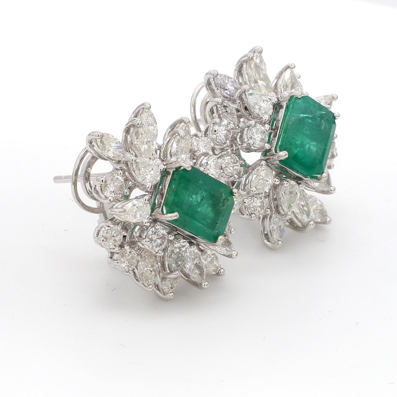 5.90 Carat Diamond Zambian Emerald 14 Karat Gold Cluster Stud Earrings In New Condition For Sale In Hoffman Estate, IL