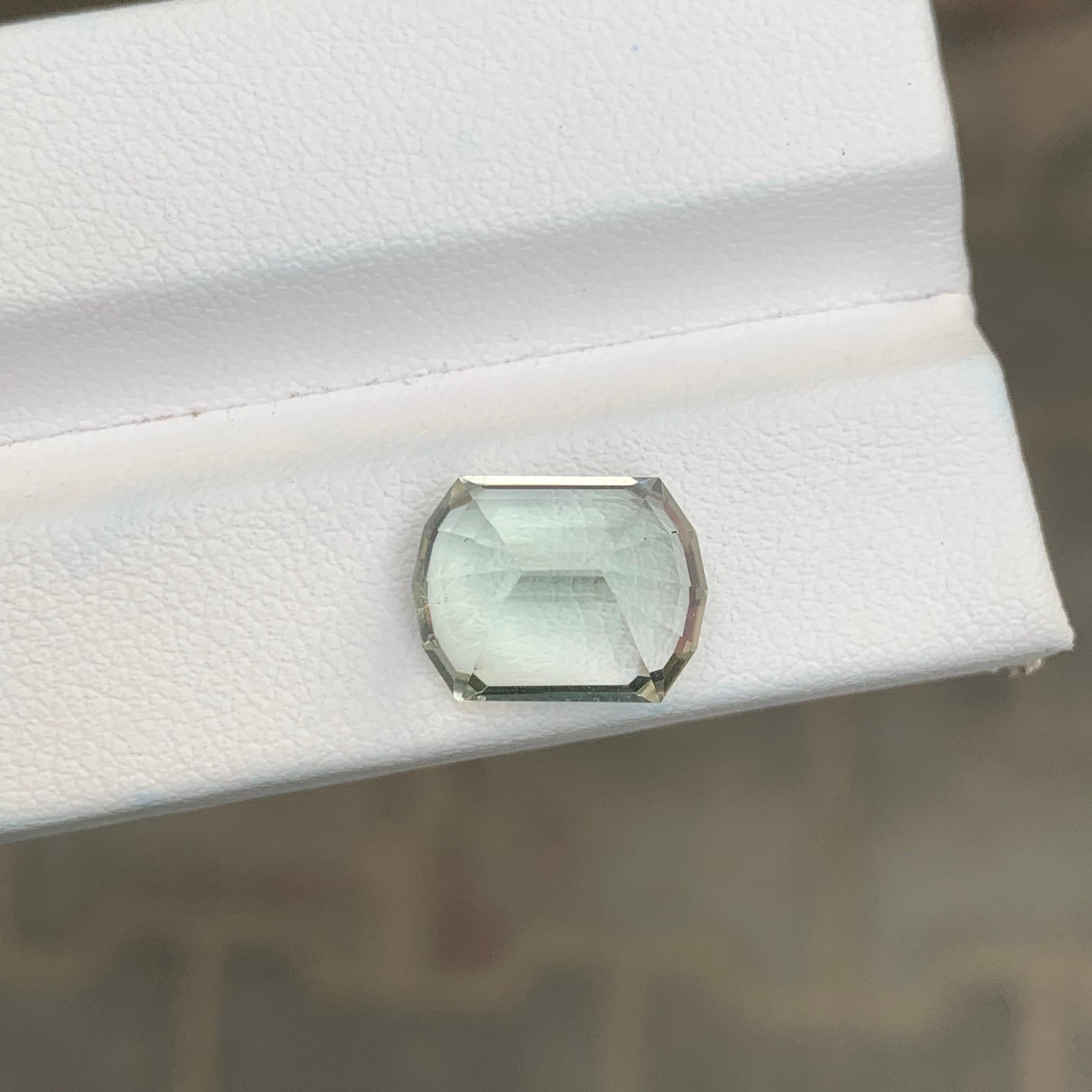 5,90 Carati di Ametista Verde Naturale Sciolta Prasiolite Gemma del Brasile in vendita 7