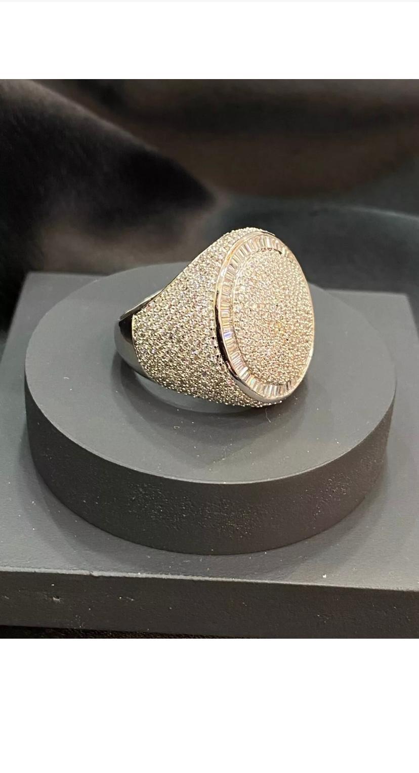 5.90 Carat  Pavè Natural Diamonds Unisex Gold Band For Sale 7
