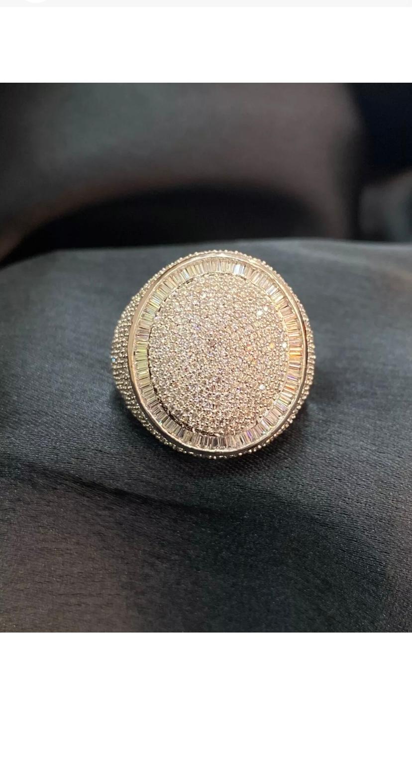 5.90 Carat  Pavè Natural Diamonds Unisex Gold Band For Sale 8