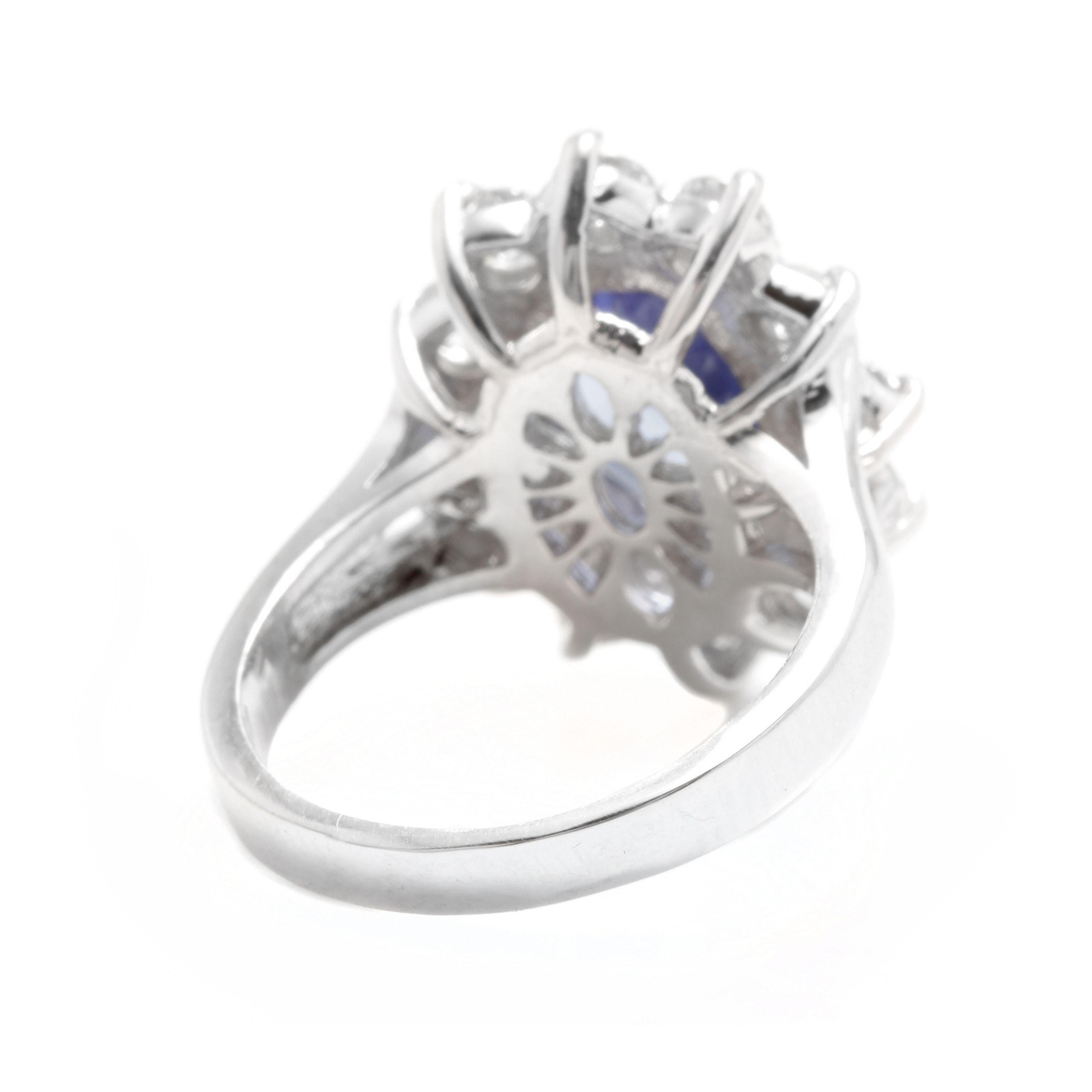 Anillo de oro blanco macizo de 5,90 quilates de tanzanita natural y diamante de 14 quilates en Nuevo estado para la venta en Los Angeles, CA