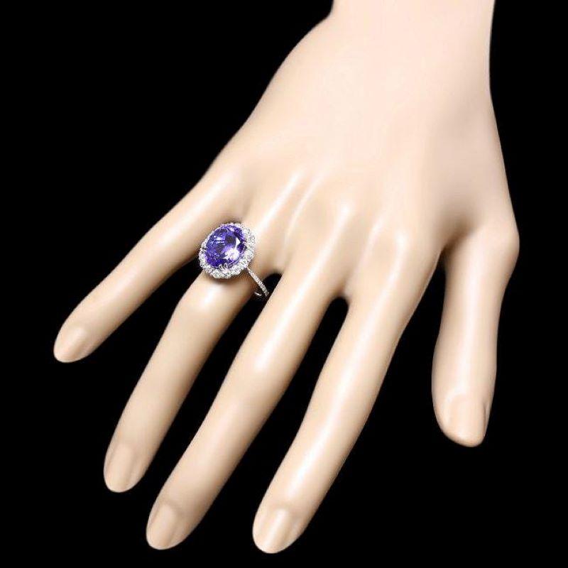 5.90 Carats Natural Tanzanite and Diamond 18k Solid White Gold Ring In New Condition For Sale In Los Angeles, CA