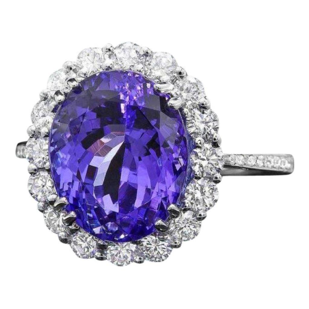 5.90 Carats Natural Tanzanite and Diamond 18k Solid White Gold Ring For Sale